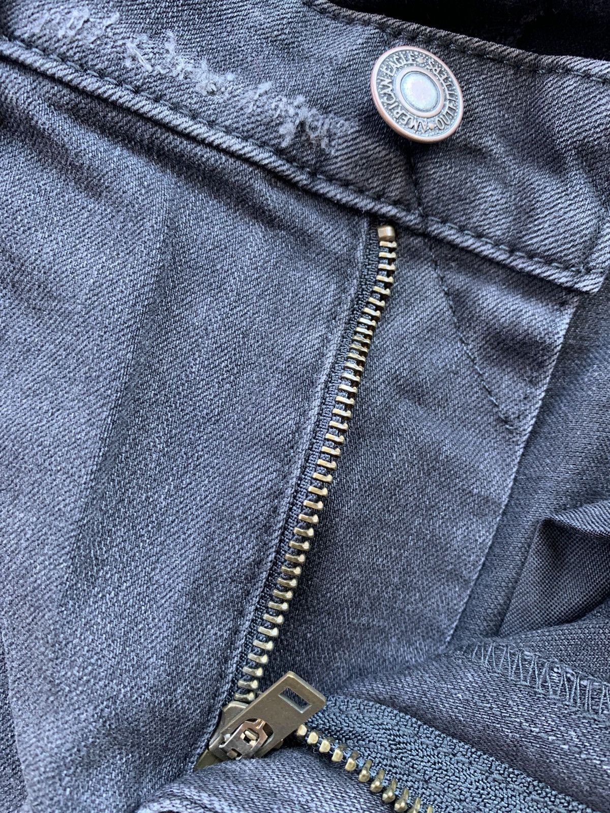 American Eagle Outfitters American Eagle Oufitters Distressed Denim Size US 33 - 5 Thumbnail