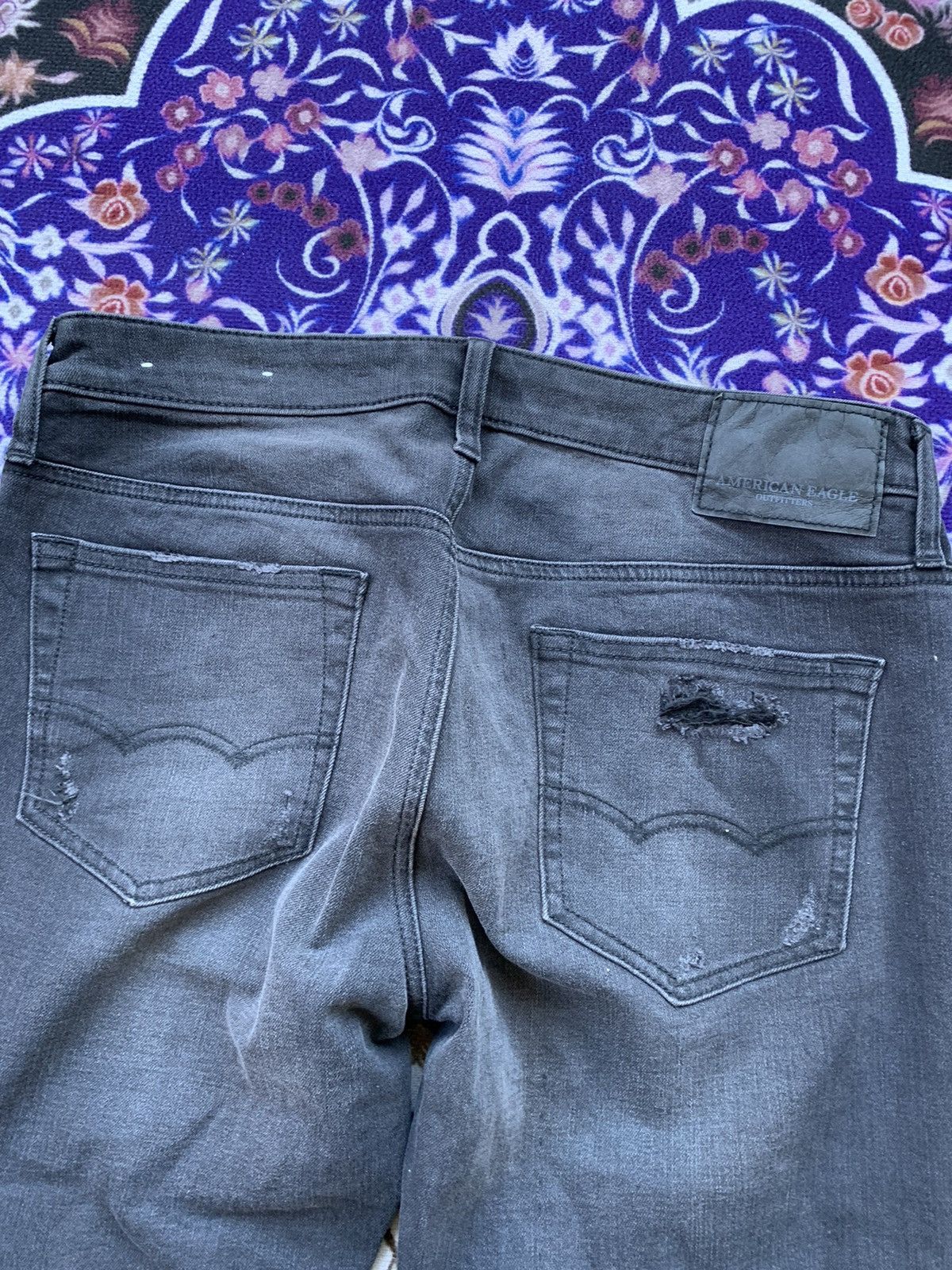 American Eagle Outfitters American Eagle Oufitters Distressed Denim Size US 33 - 13 Thumbnail
