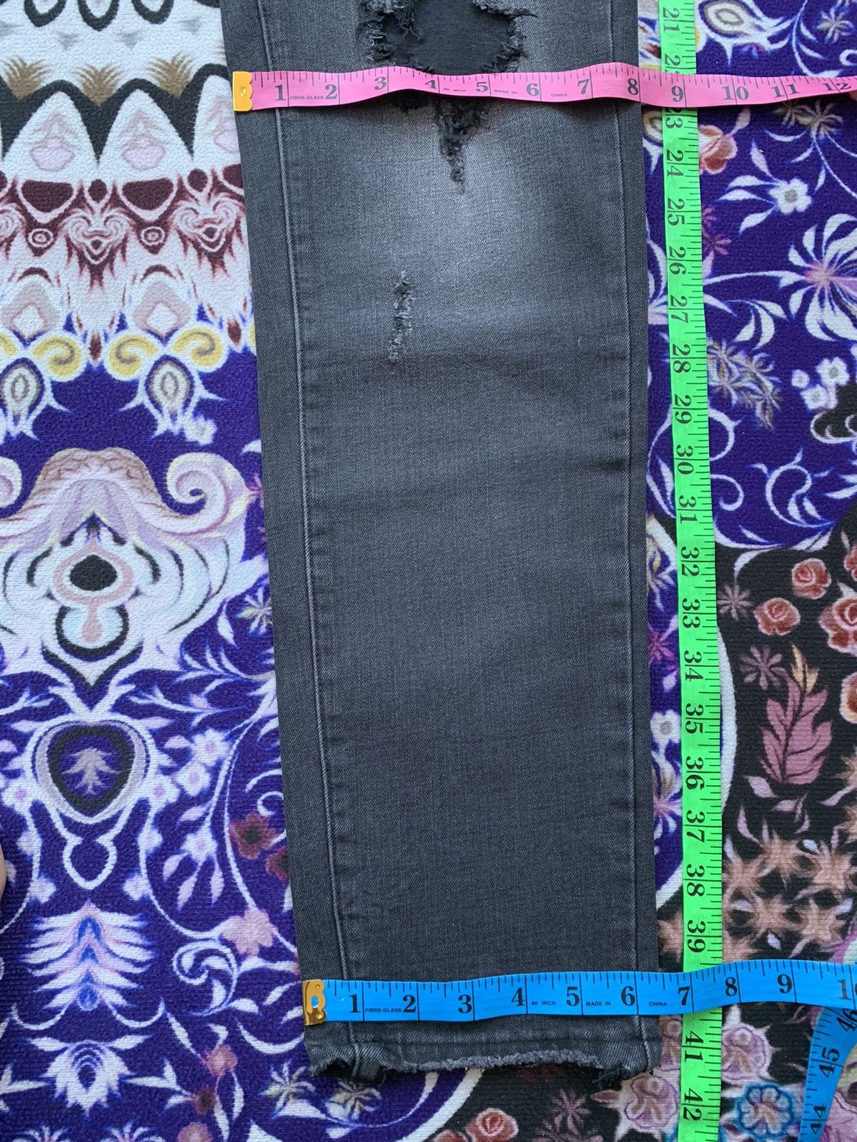 American Eagle Outfitters American Eagle Oufitters Distressed Denim Size US 33 - 17 Thumbnail