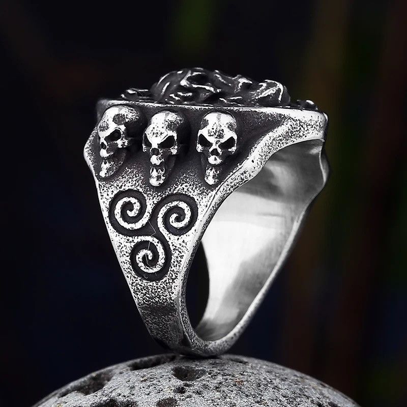 Jewelry Gothic Skull Rings Size ONE SIZE - 4 Thumbnail