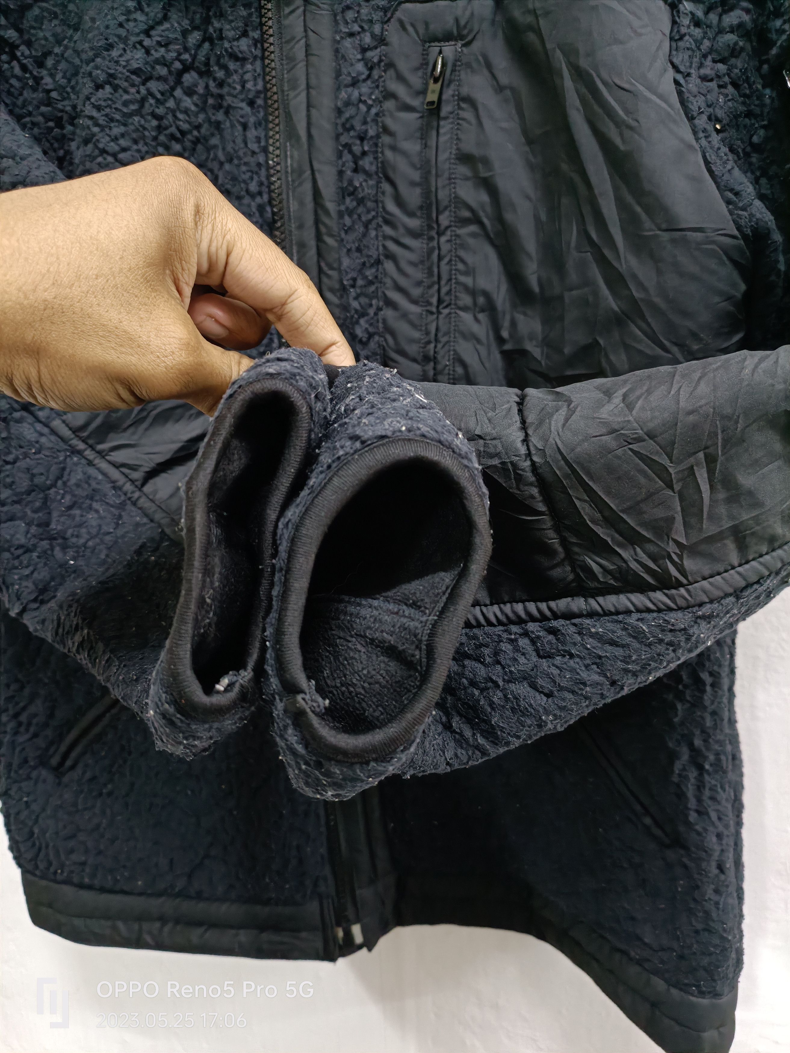 Jun Takahashi × Undercover × Uniqlo Undercover X Uniqlo X Jun Takahashi Fleece Jacket Size US S / EU 44-46 / 1 - 4 Thumbnail