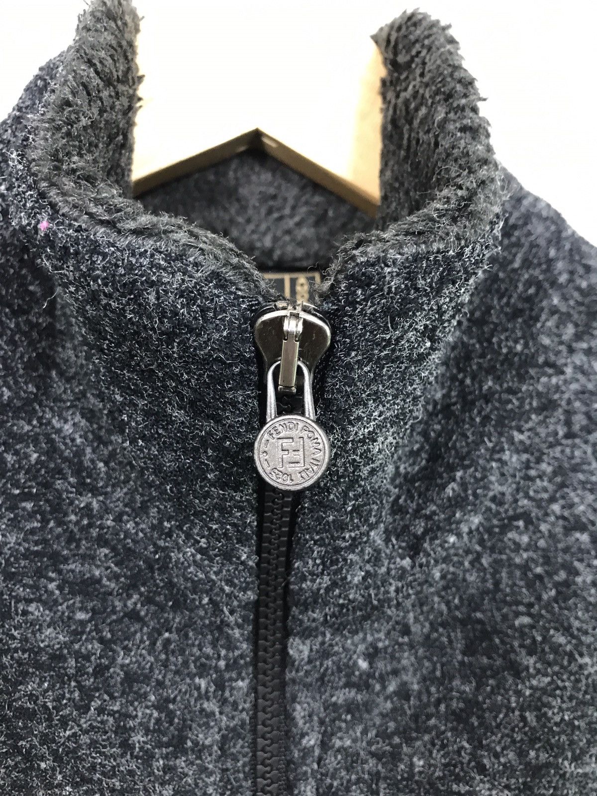 Fendi 🔥SALE🔥 RARE FENDI ROMA FLEECE JACKET MADE IN ITALY Size US S / EU 44-46 / 1 - 10 Thumbnail
