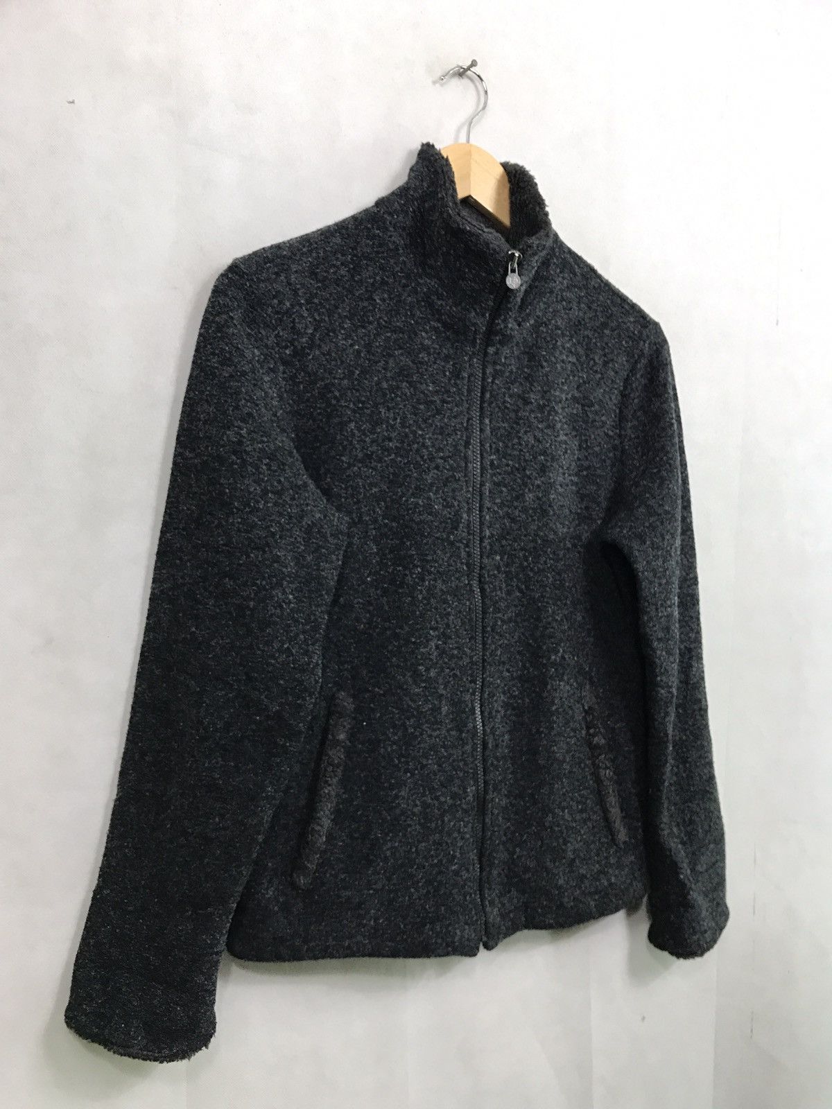 Fendi 🔥SALE🔥 RARE FENDI ROMA FLEECE JACKET MADE IN ITALY Size US S / EU 44-46 / 1 - 3 Thumbnail