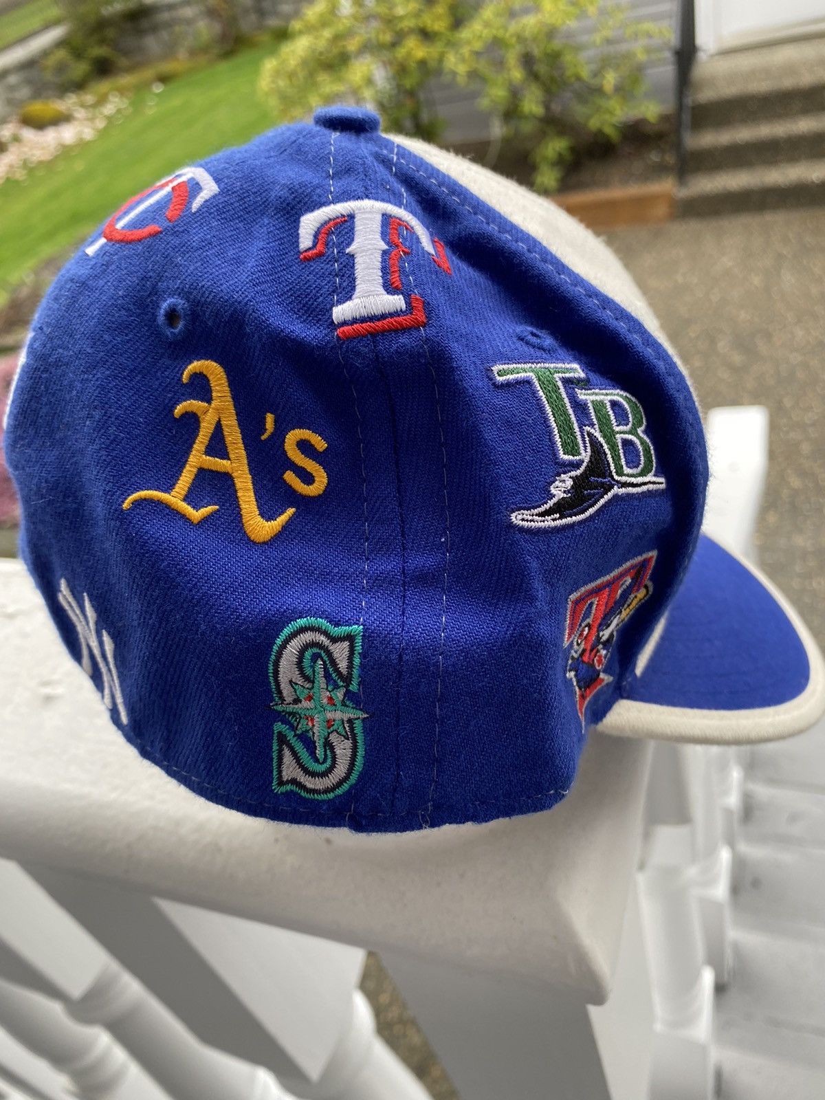 MLB × Vintage MLB American Eagle Baseball Hat Supreme Style Travis Kanye Size ONE SIZE - 3 Thumbnail