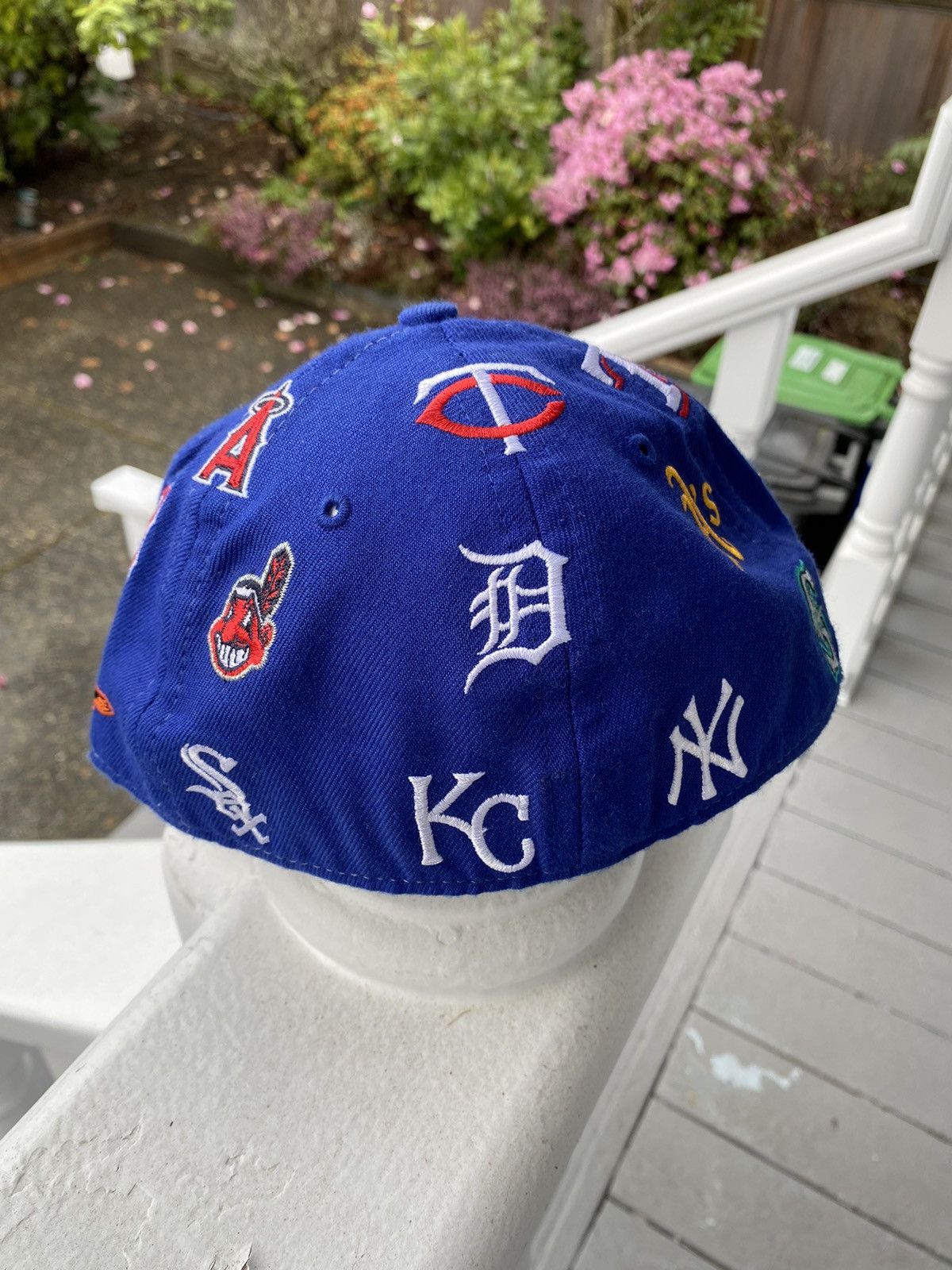 MLB × Vintage MLB American Eagle Baseball Hat Supreme Style Travis Kanye Size ONE SIZE - 2 Thumbnail