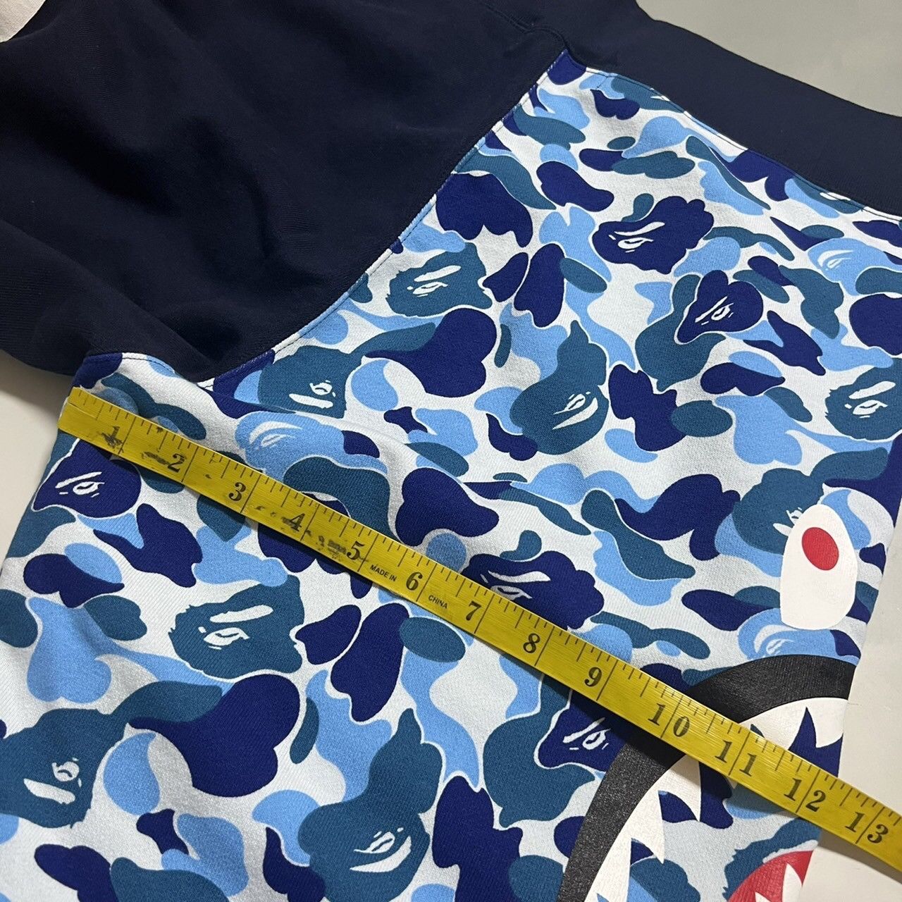 Bape BAPE double shark sweat short pants ABC bluecamo/navy Size US 34 / EU 50 - 8 Thumbnail