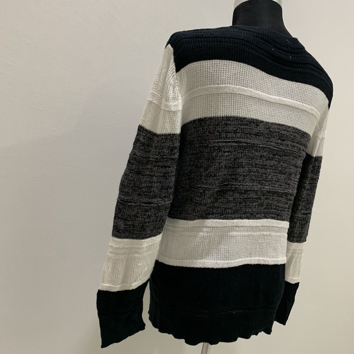 Aran Isles Knitwear CUBICSUGAR Stripe Aran Cable Crochet Moden Knitwear Sweater Size US L / EU 52-54 / 3 - 14 Thumbnail