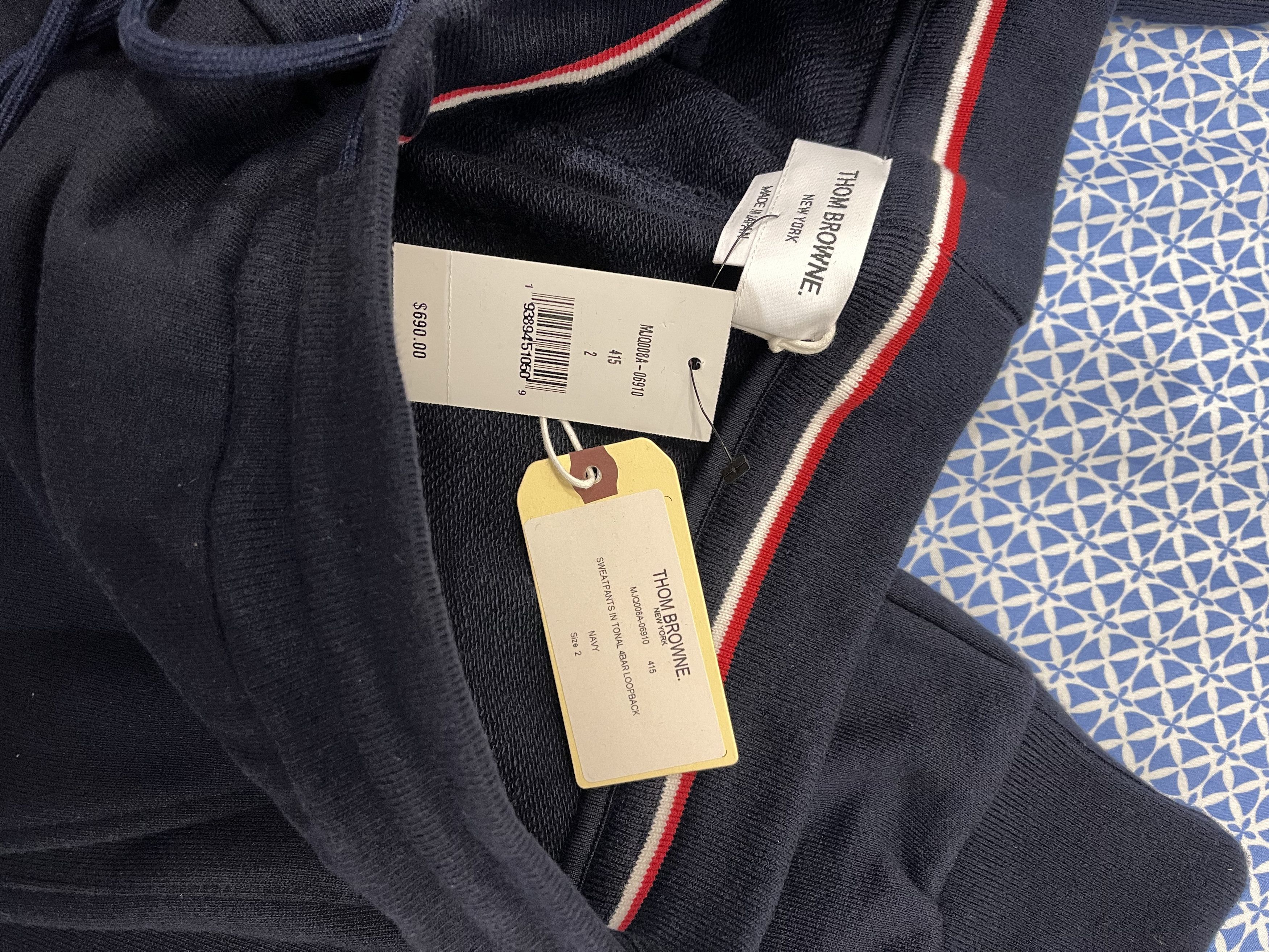 Thom Browne Three-Stripe Drawstring Joggers Size US 32 / EU 48 - 4 Thumbnail