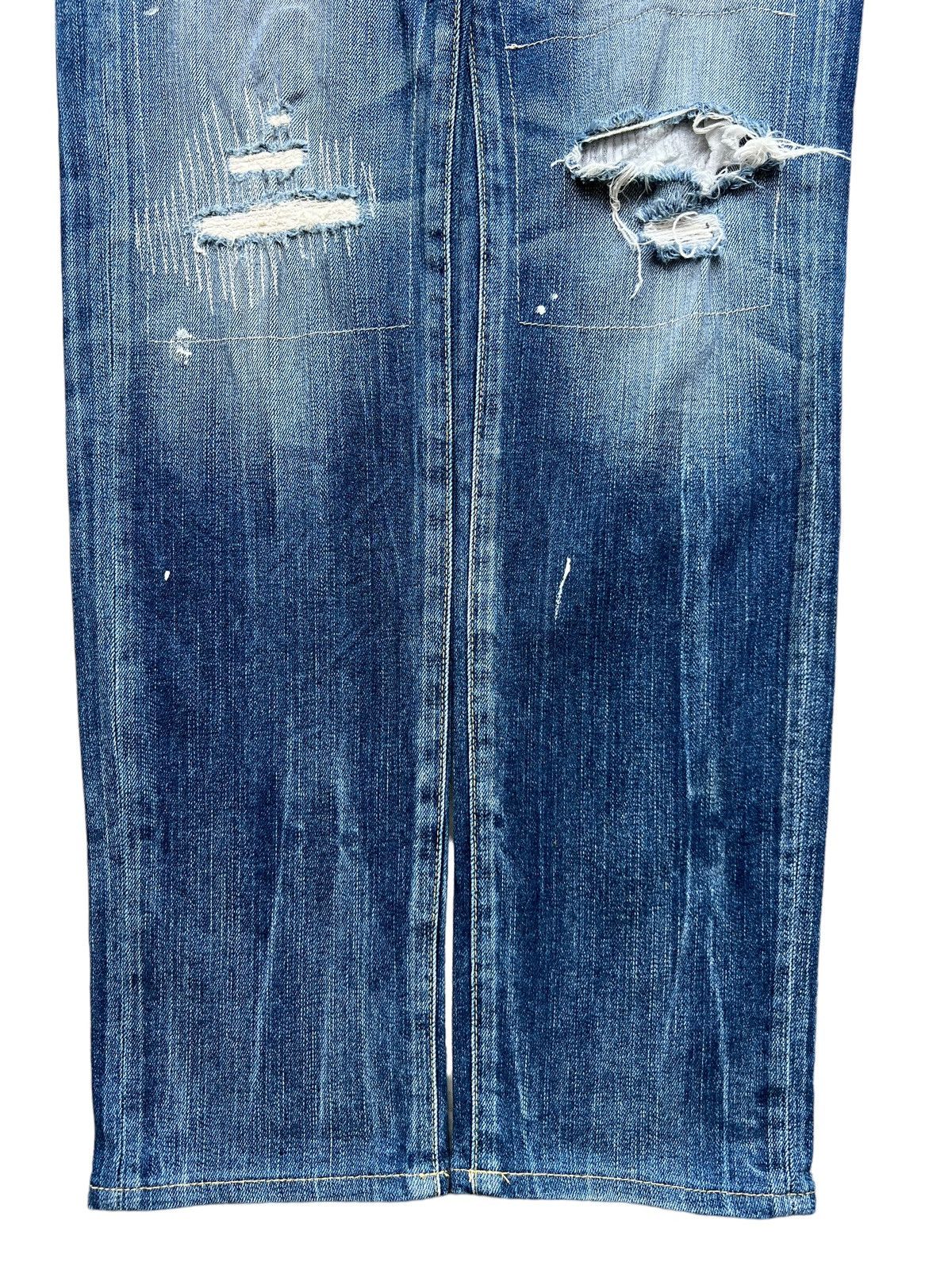 Uniqlo Uniqlo UJ Japan Distressed Ripped Faded Denim Jeans 31x31 Size US 31 - 4 Thumbnail