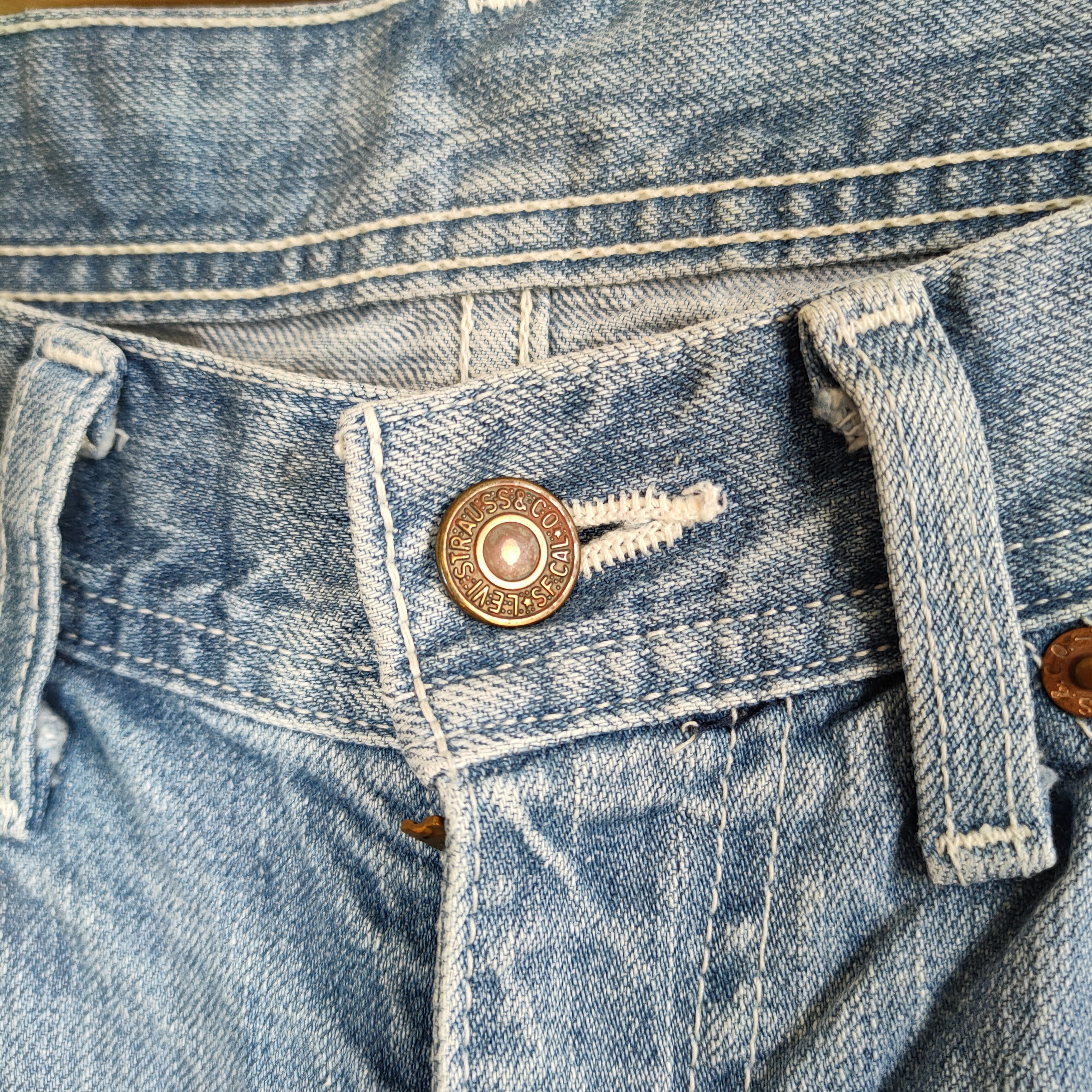 Levi's Vintage Clothing LEVI'S FLARE FADED DISTRESSED DENIM FLARE JEANS Size US 29 - 6 Thumbnail