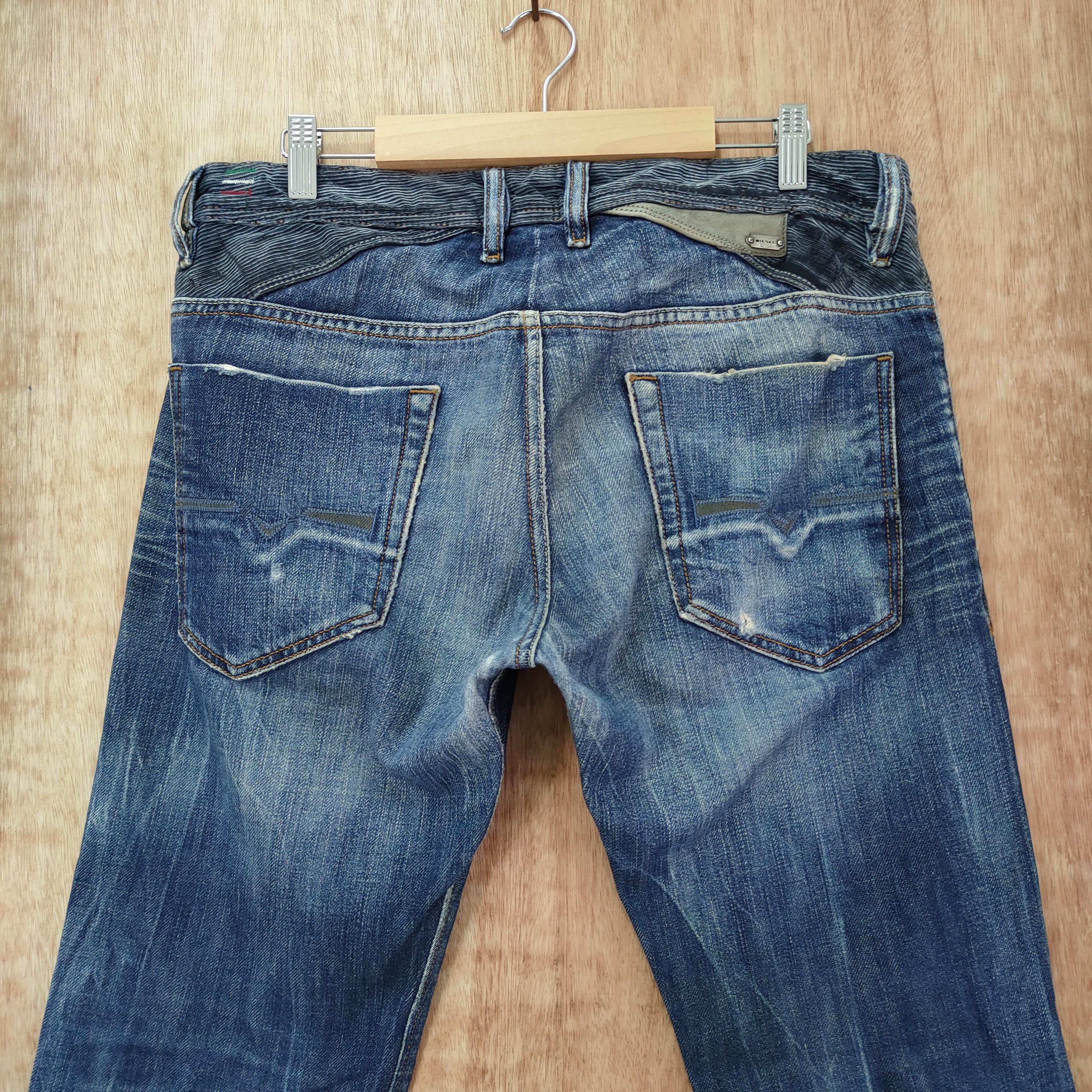 Diesel VINTAGE DIESEL FLARE RIPPEP FADED JEANS PANTS Size US 32 / EU 48 - 7 Thumbnail