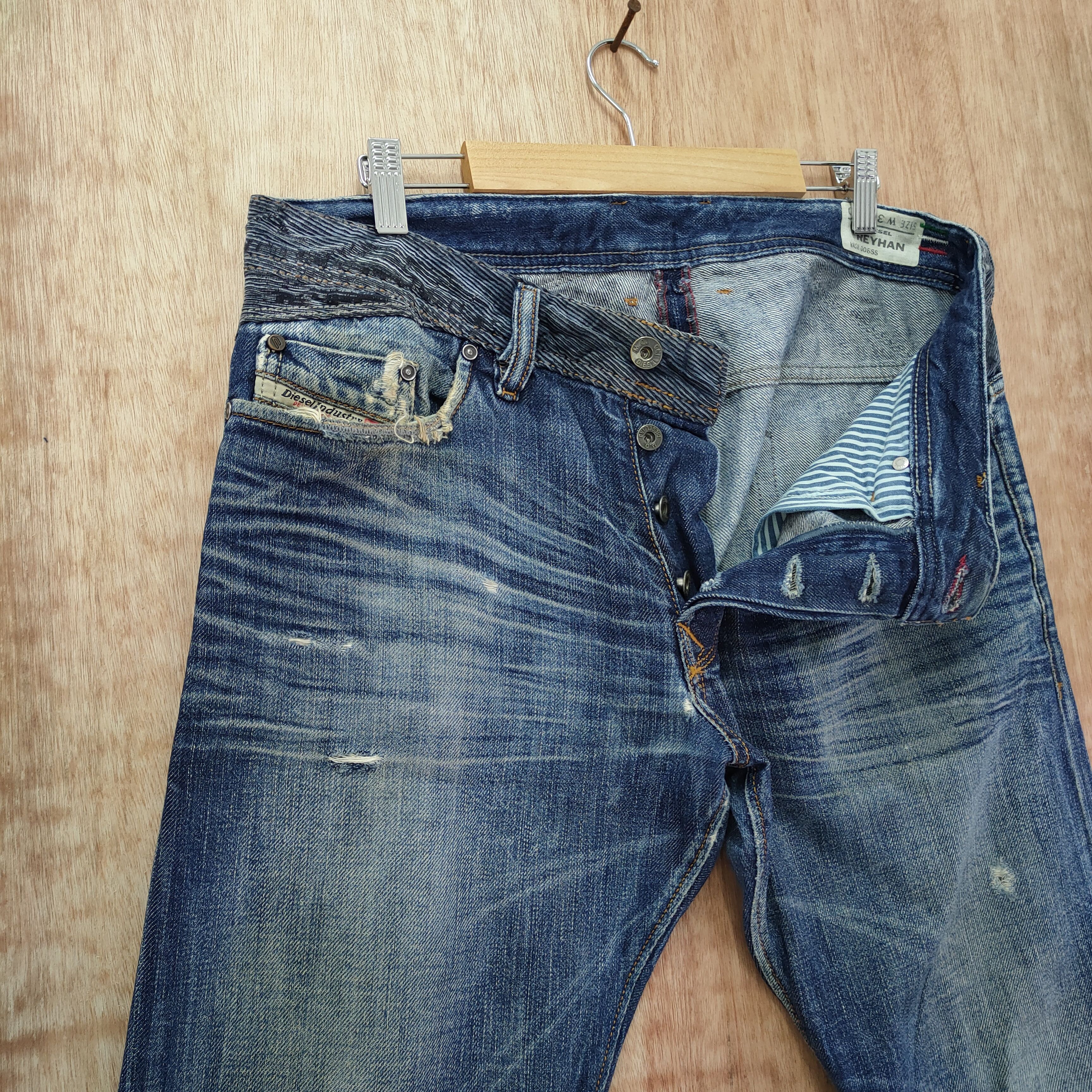 Diesel VINTAGE DIESEL FLARE RIPPEP FADED JEANS PANTS Size US 32 / EU 48 - 6 Thumbnail