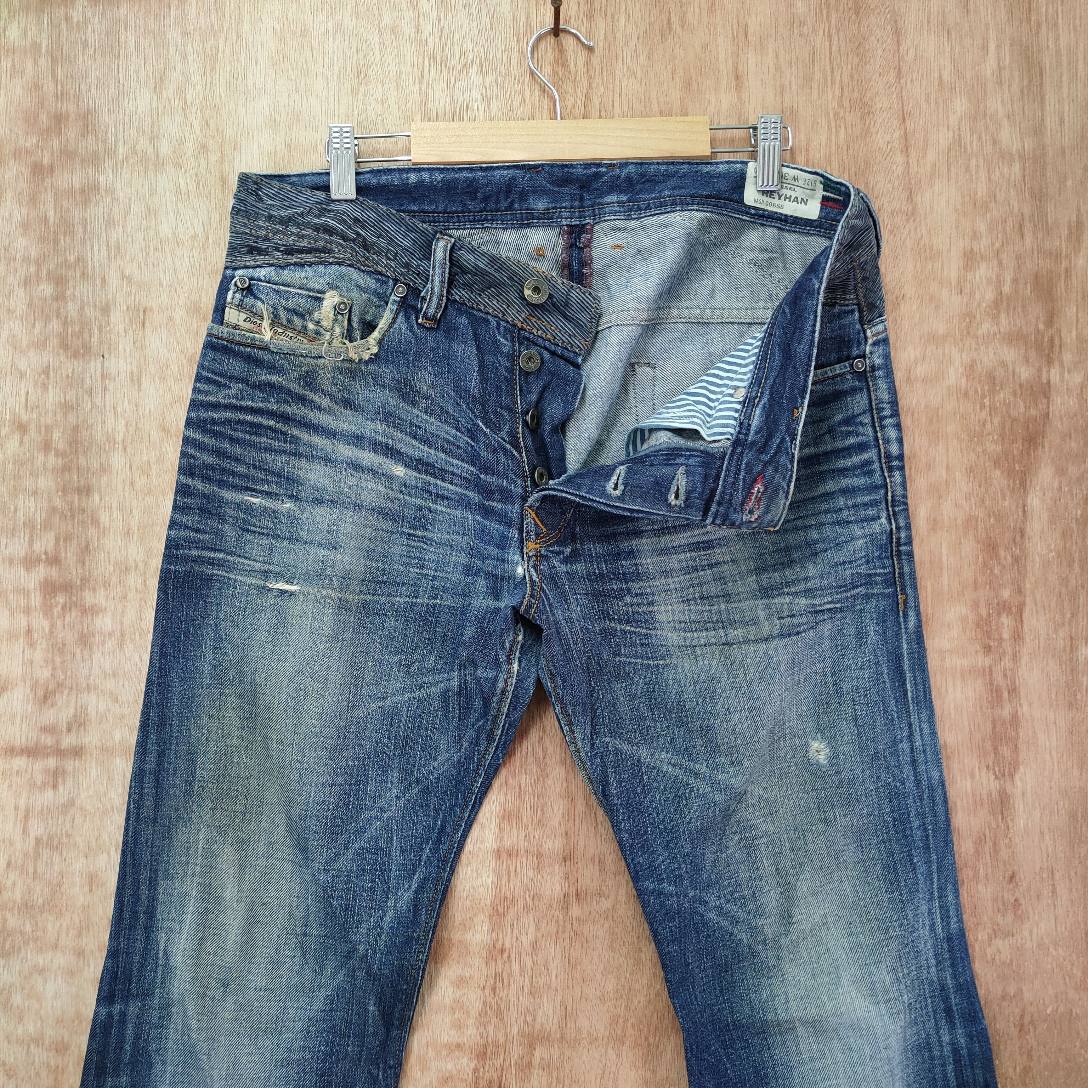 Diesel VINTAGE DIESEL FLARE RIPPEP FADED JEANS PANTS Size US 32 / EU 48 - 2 Thumbnail