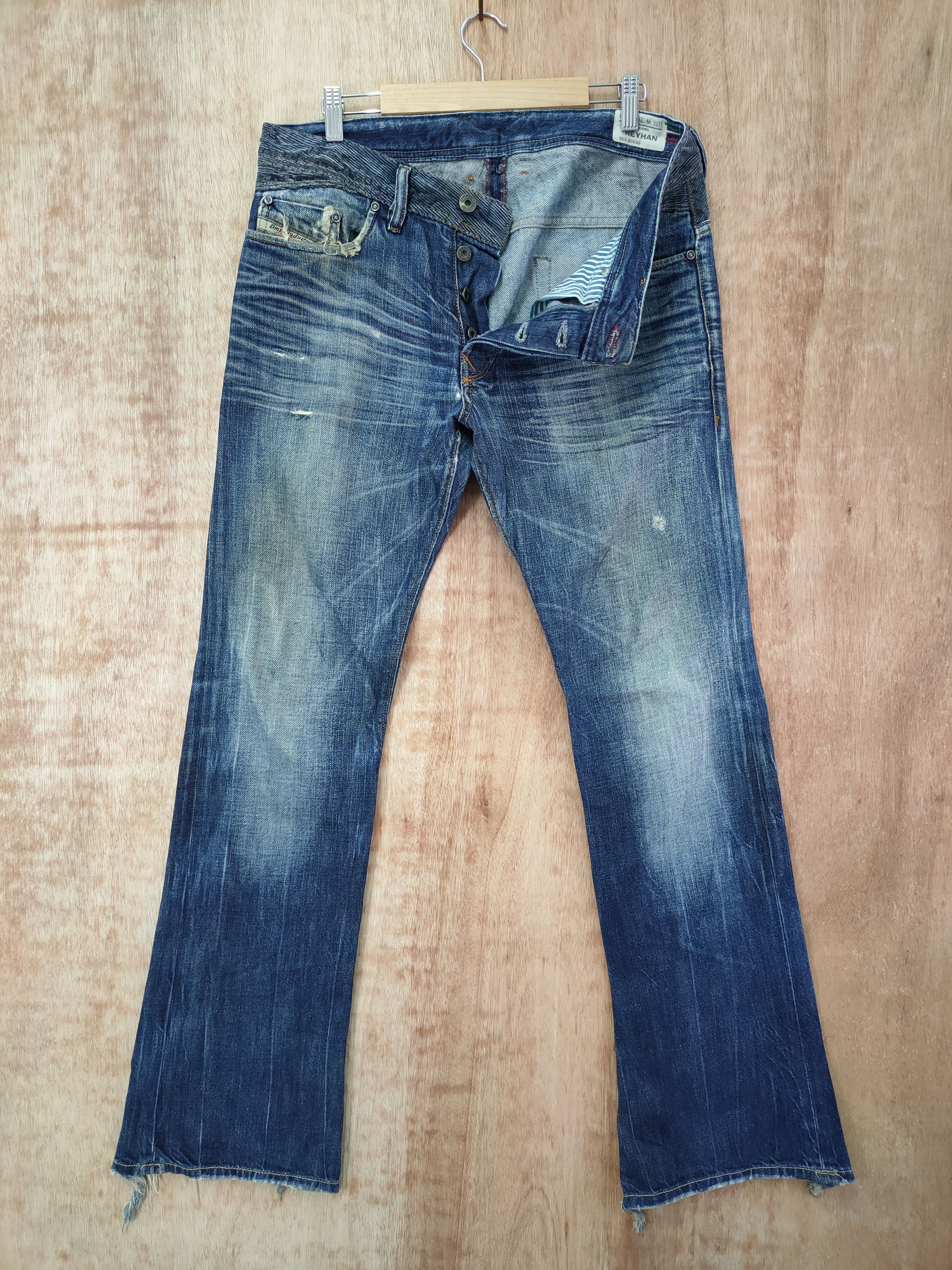 Diesel VINTAGE DIESEL FLARE RIPPEP FADED JEANS PANTS Size US 32 / EU 48 - 1 Thumbnail