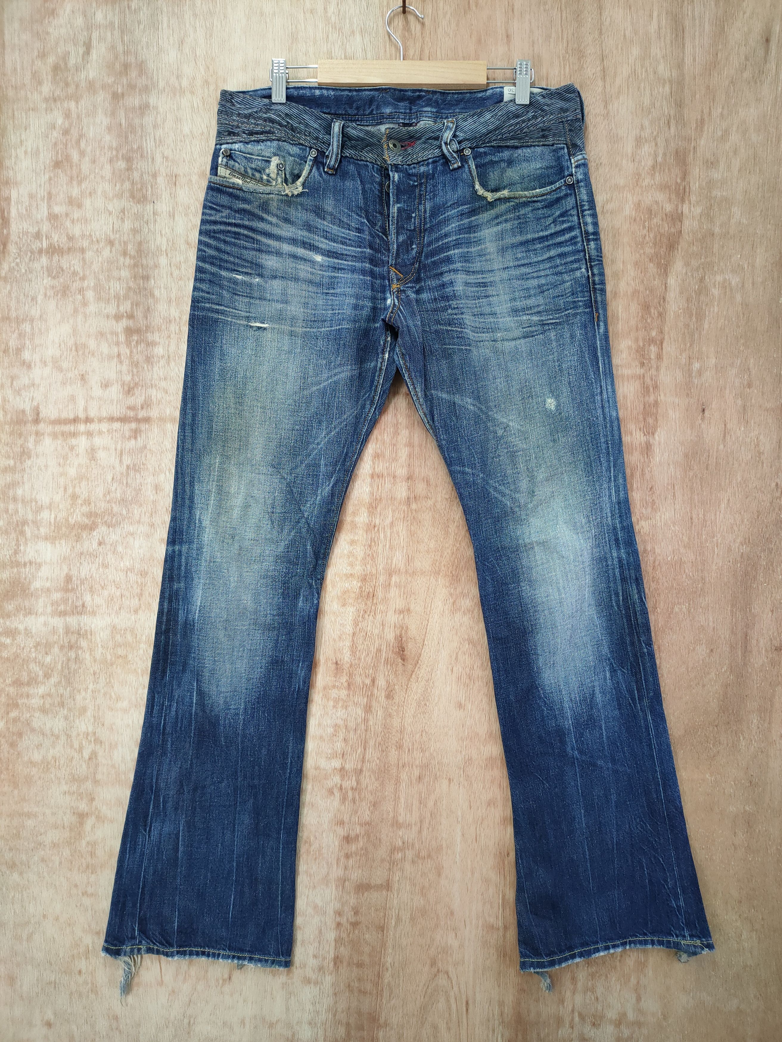 Diesel VINTAGE DIESEL FLARE RIPPEP FADED JEANS PANTS Size US 32 / EU 48 - 4 Thumbnail