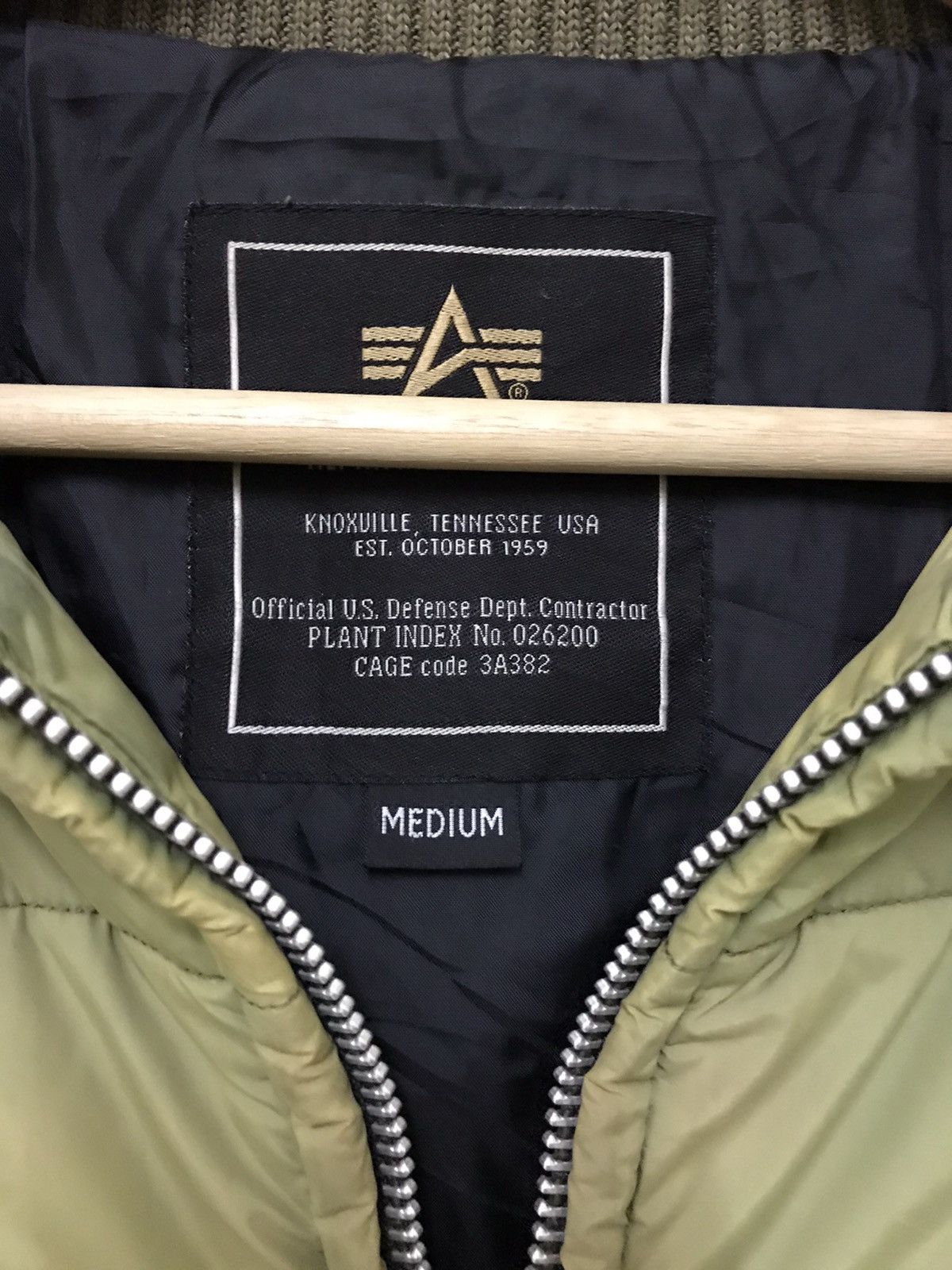 Alpha Industries × Vintage Vintage Alpha Industries Military Puffer Jacket Size US M / EU 48-50 / 2 - 12 Thumbnail