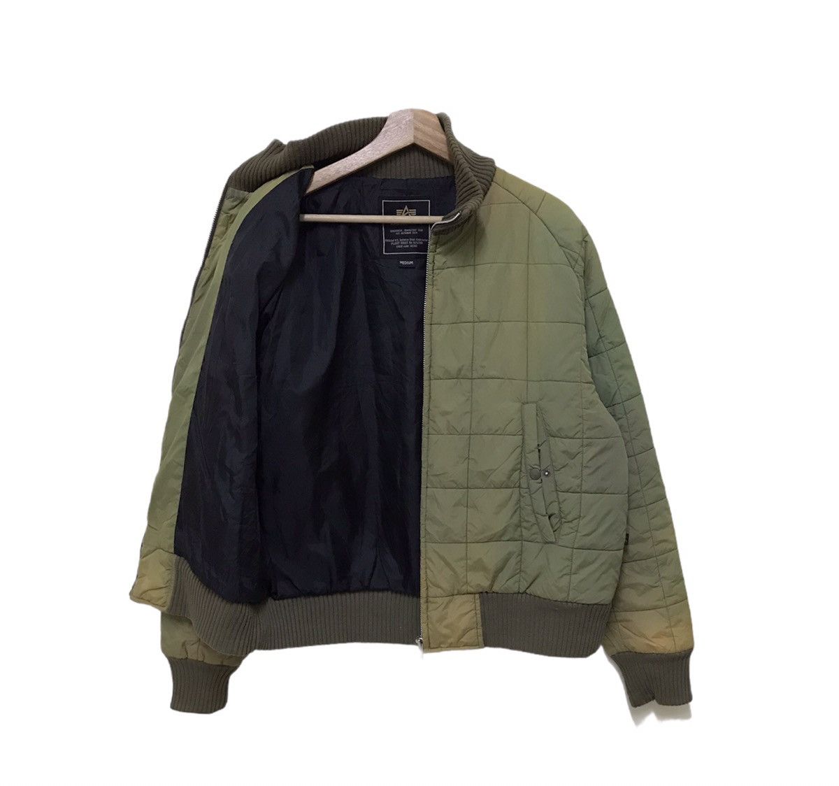 Alpha Industries × Vintage Vintage Alpha Industries Military Puffer Jacket Size US M / EU 48-50 / 2 - 2 Thumbnail