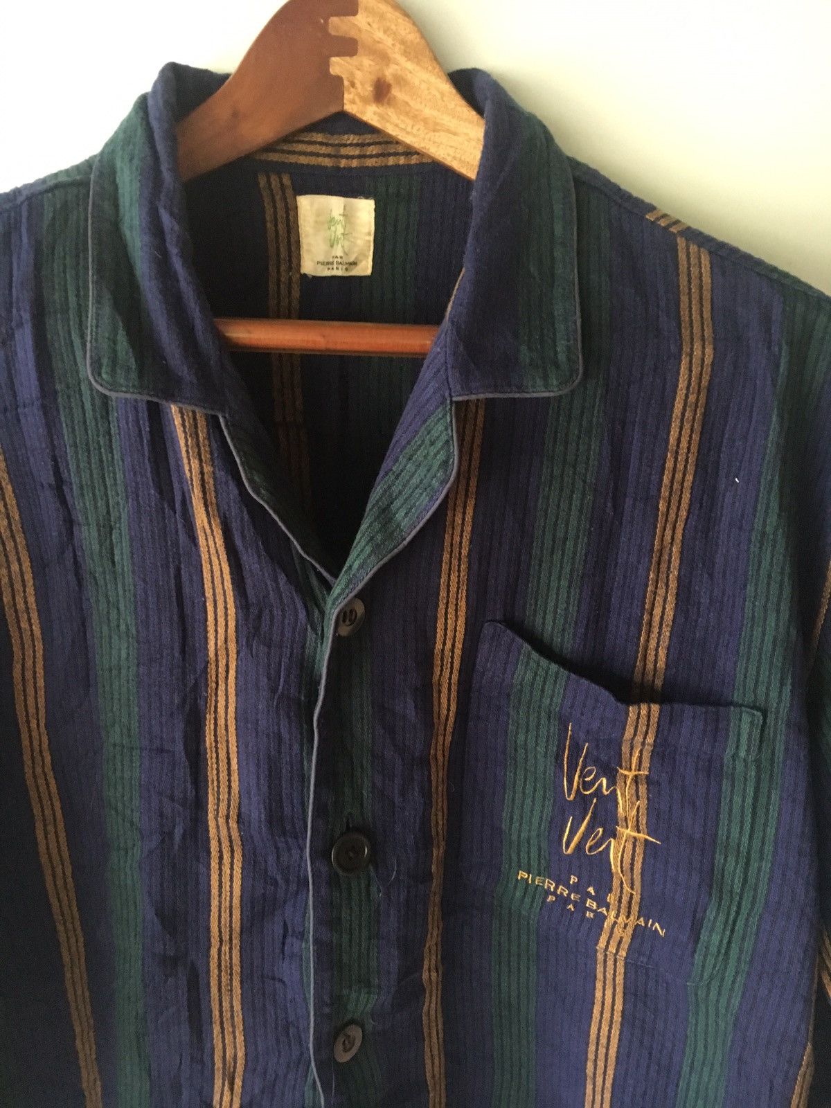 Pierre Balmain PIERRE BALMAIN GREEN SIZE M SHIRT BUTTO UP Size US M / EU 48-50 / 2 - 1 Thumbnail
