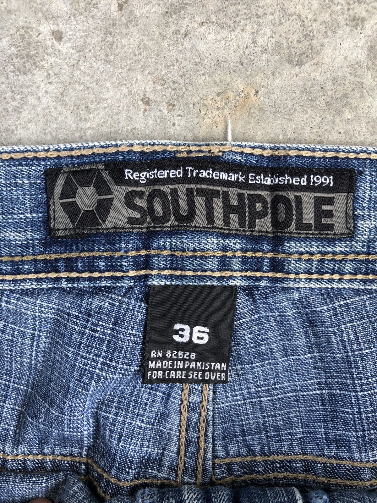 Southpole Southpole Baggy Jeans Hip Hop Distressed Jeans Size US 36 / EU 52 - 14 Thumbnail