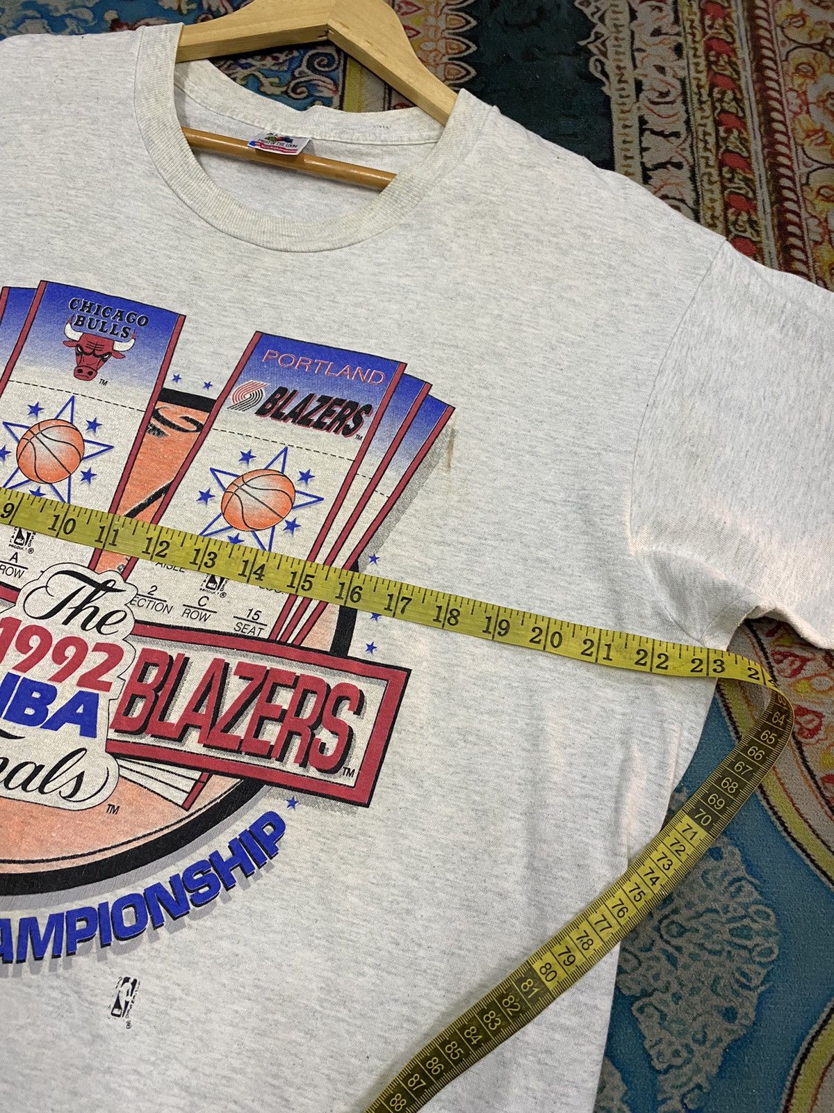Fruit Of The Loom × NBA × Vintage Vintage 1992 NBA FINALS Chicago Bulls vs Portland Blazers Size US XL / EU 56 / 4 - 4 Thumbnail
