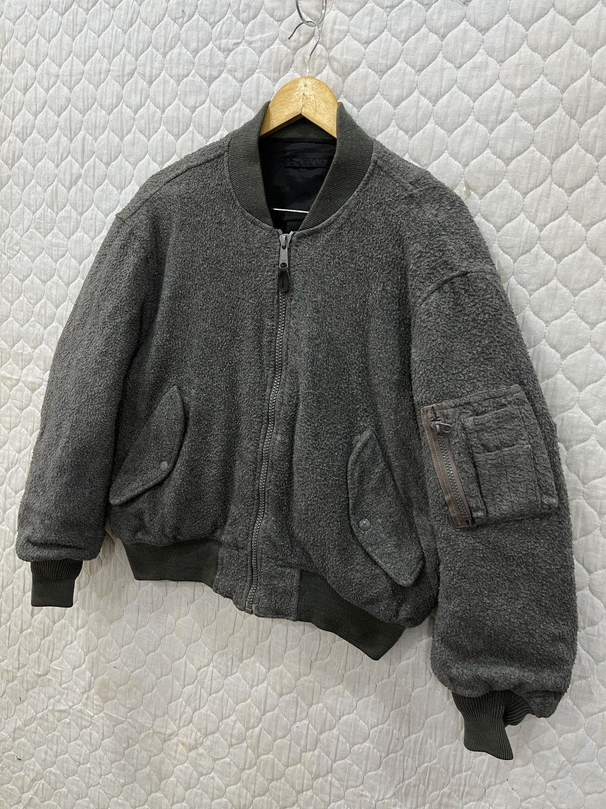 Japanese Brand (Aaa). UNITED GEAR RIVERSIBLE BOMBER JACKET Size US M / EU 48-50 / 2 - 5 Thumbnail