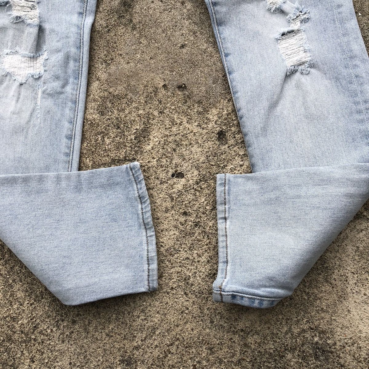 H&M × Japanese Brand 🔥Thrash🔥H&M Stoned Wash Rips Distress Skinny Denim Jeans Size US 32 / EU 48 - 7 Thumbnail