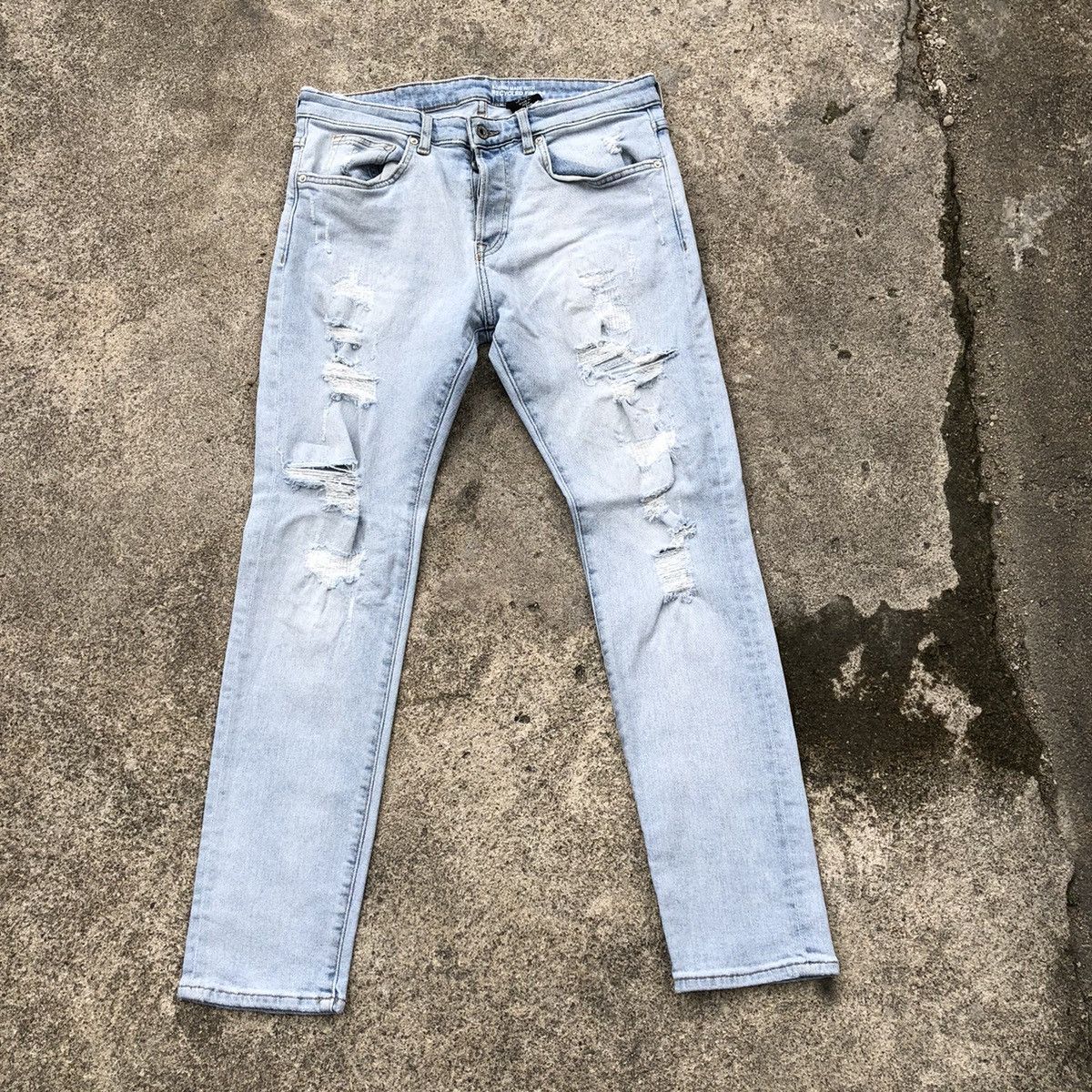 H&M × Japanese Brand 🔥Thrash🔥H&M Stoned Wash Rips Distress Skinny Denim Jeans Size US 32 / EU 48 - 1 Thumbnail