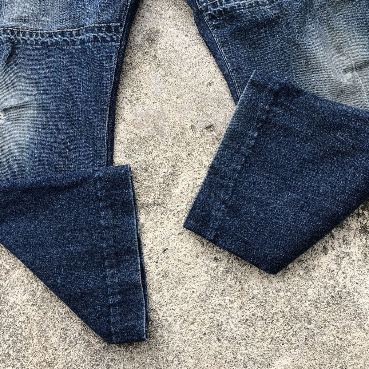 Designer × Japanese Brand 🔥Rare🔥🇯🇵Closshi Real Jeans Double Knee Rips Denim Jeans Size US 35 - 7 Thumbnail
