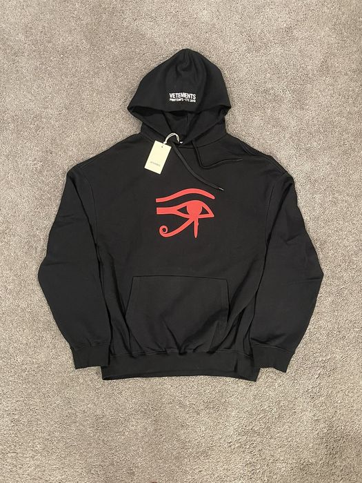 Vetements (BNWT* RARE) Vetements 18ss Eye Of Horus Hoodie | Grailed