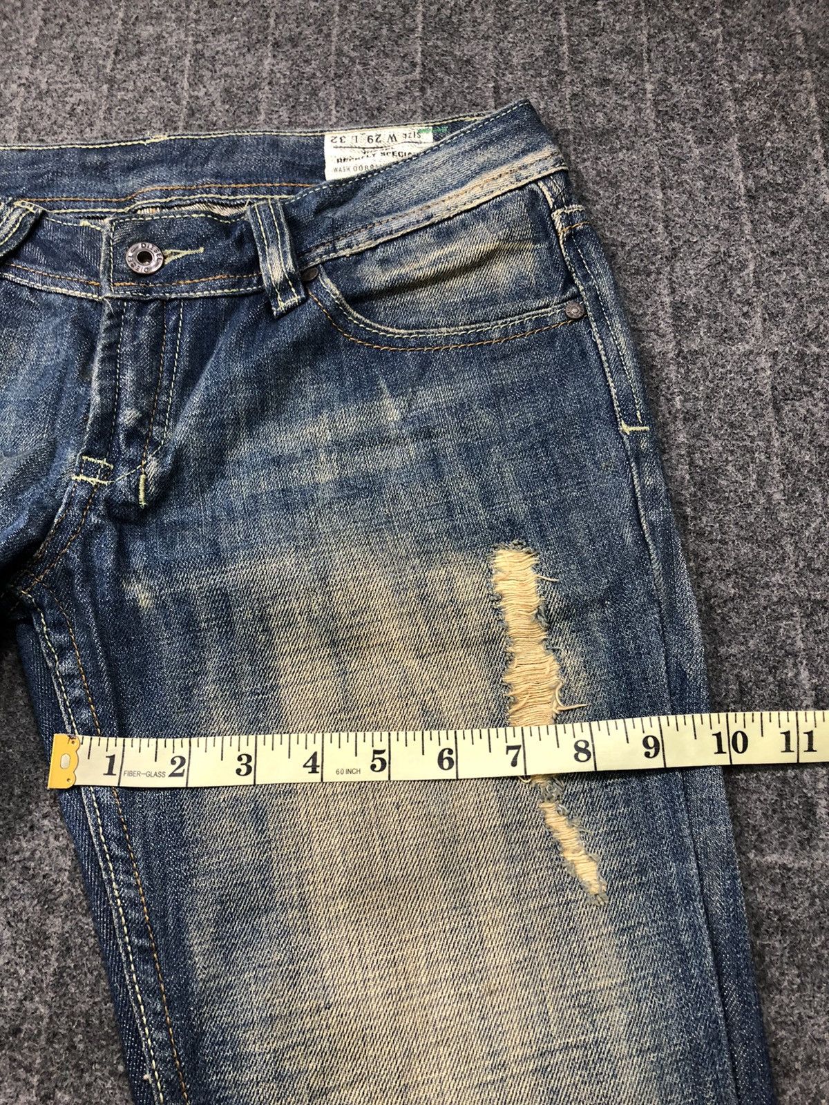 Diesel × Vintage Diesel Industry Jeans Reckfly Special Denim Jeans Size 30 Size US 30 / EU 46 - 14 Thumbnail