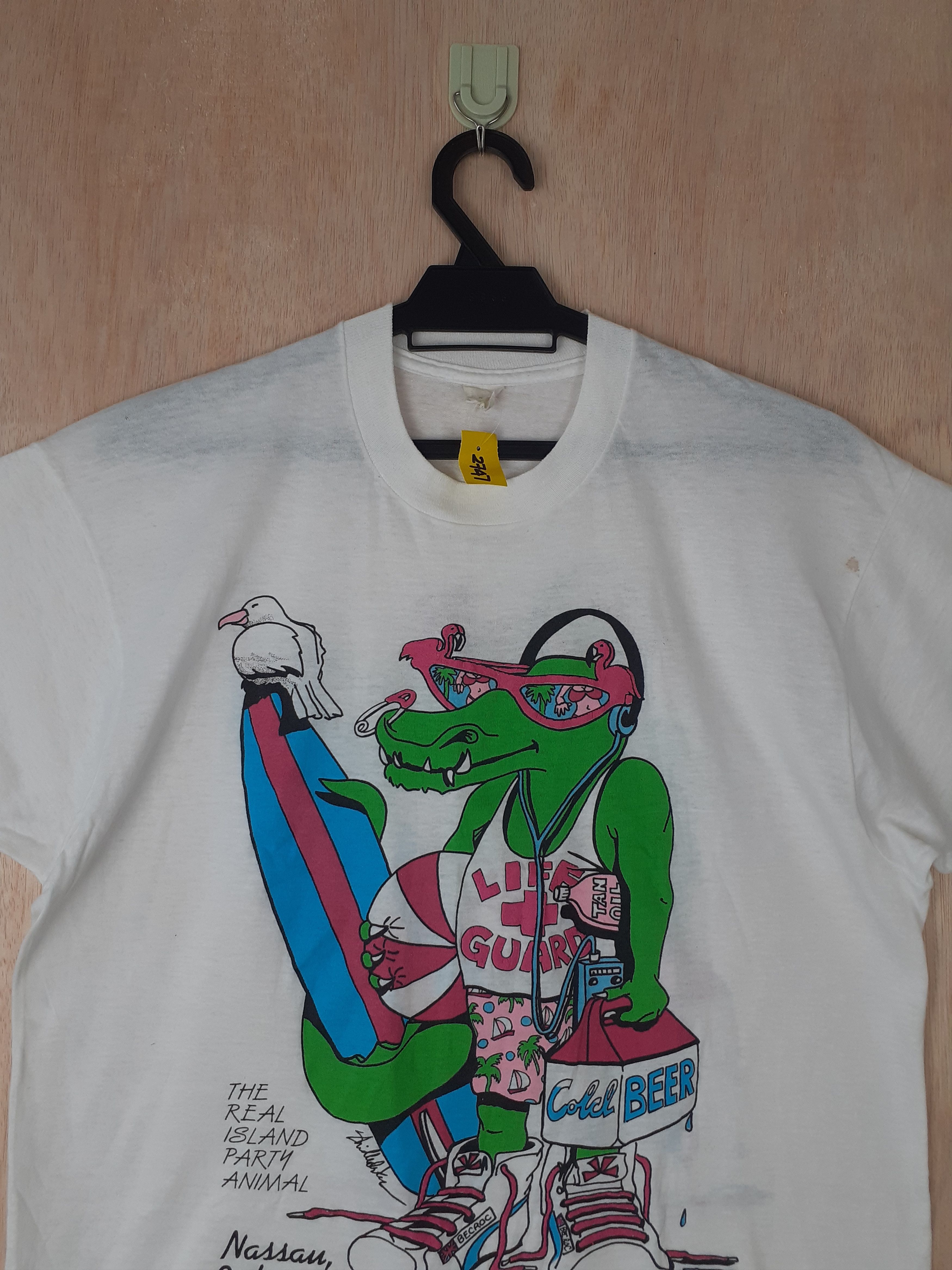 Collect and Select DL 80' Party Animal (Nassan Bahamas) becroc vintage #2747 Size US M / EU 48-50 / 2 - 2 Thumbnail