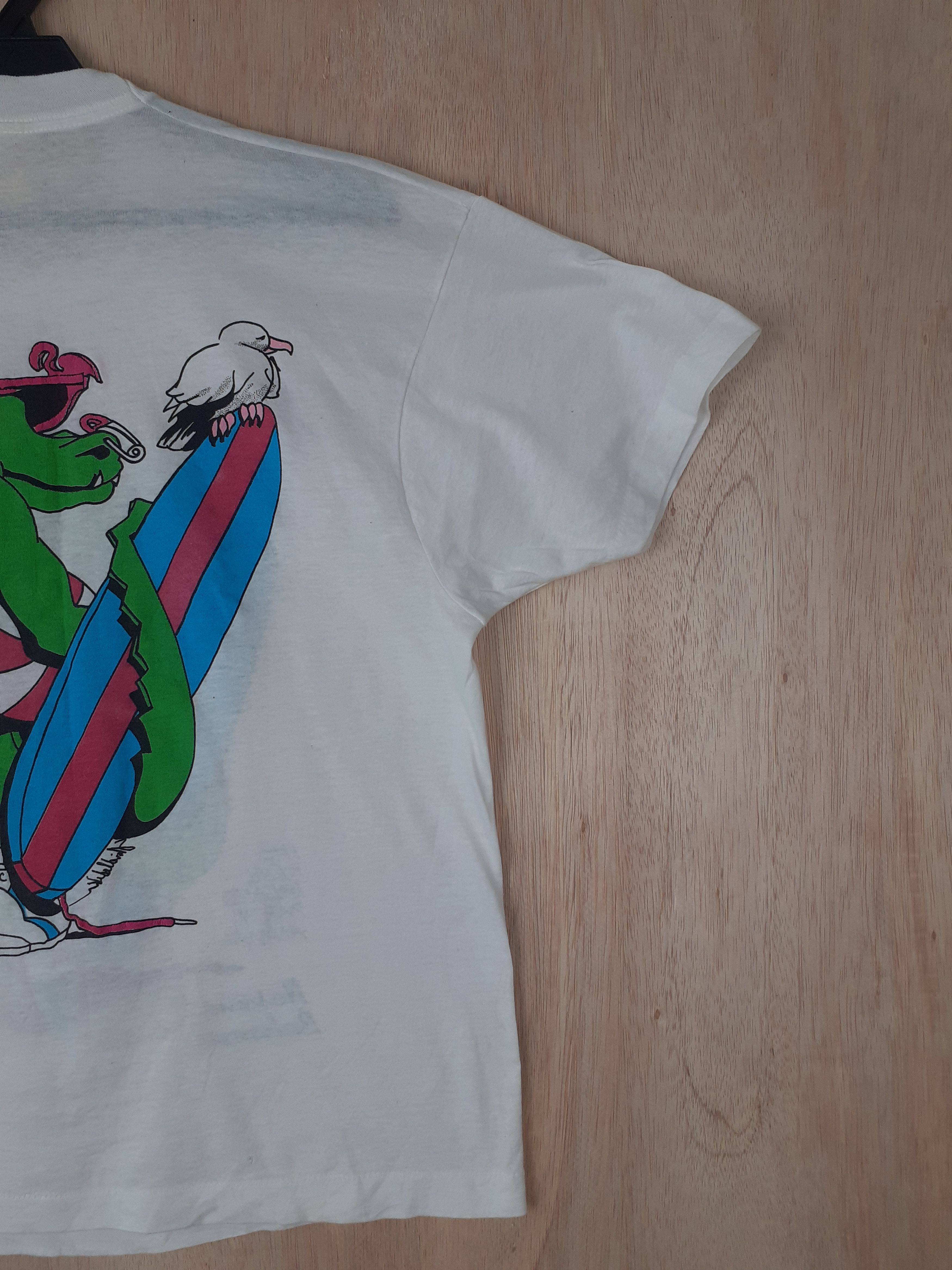 Collect and Select DL 80' Party Animal (Nassan Bahamas) becroc vintage #2747 Size US M / EU 48-50 / 2 - 11 Thumbnail