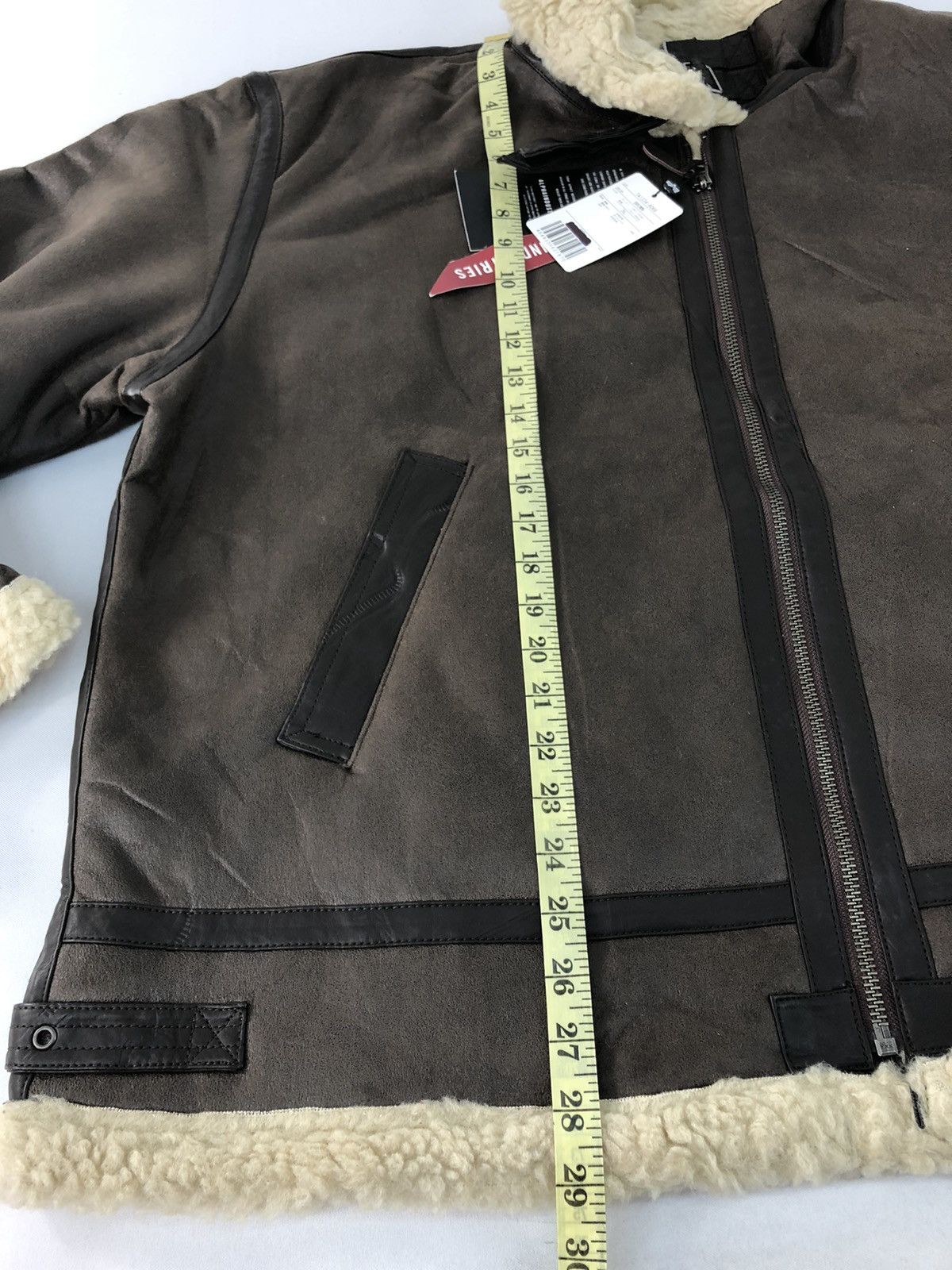 Alpha Industries Alpha Industries Type B3 Flight Bomber Padded Sherpa Inner Size US XXL / EU 58 / 5 - 12 Thumbnail