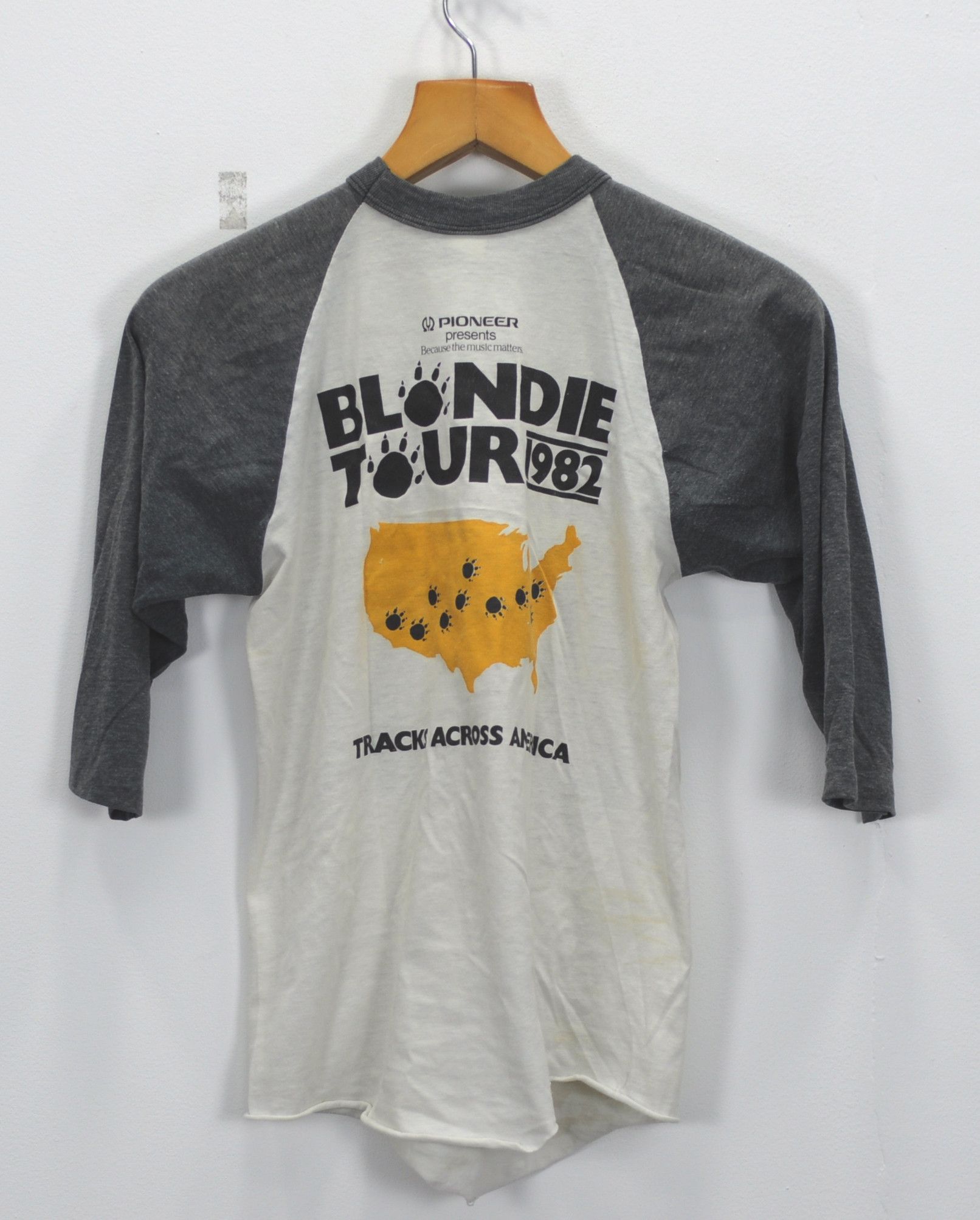Vintage Vintage Blondie concert T shirt Raglan 70s 80s Punk Rock Size US S / EU 44-46 / 1 - 3 Thumbnail