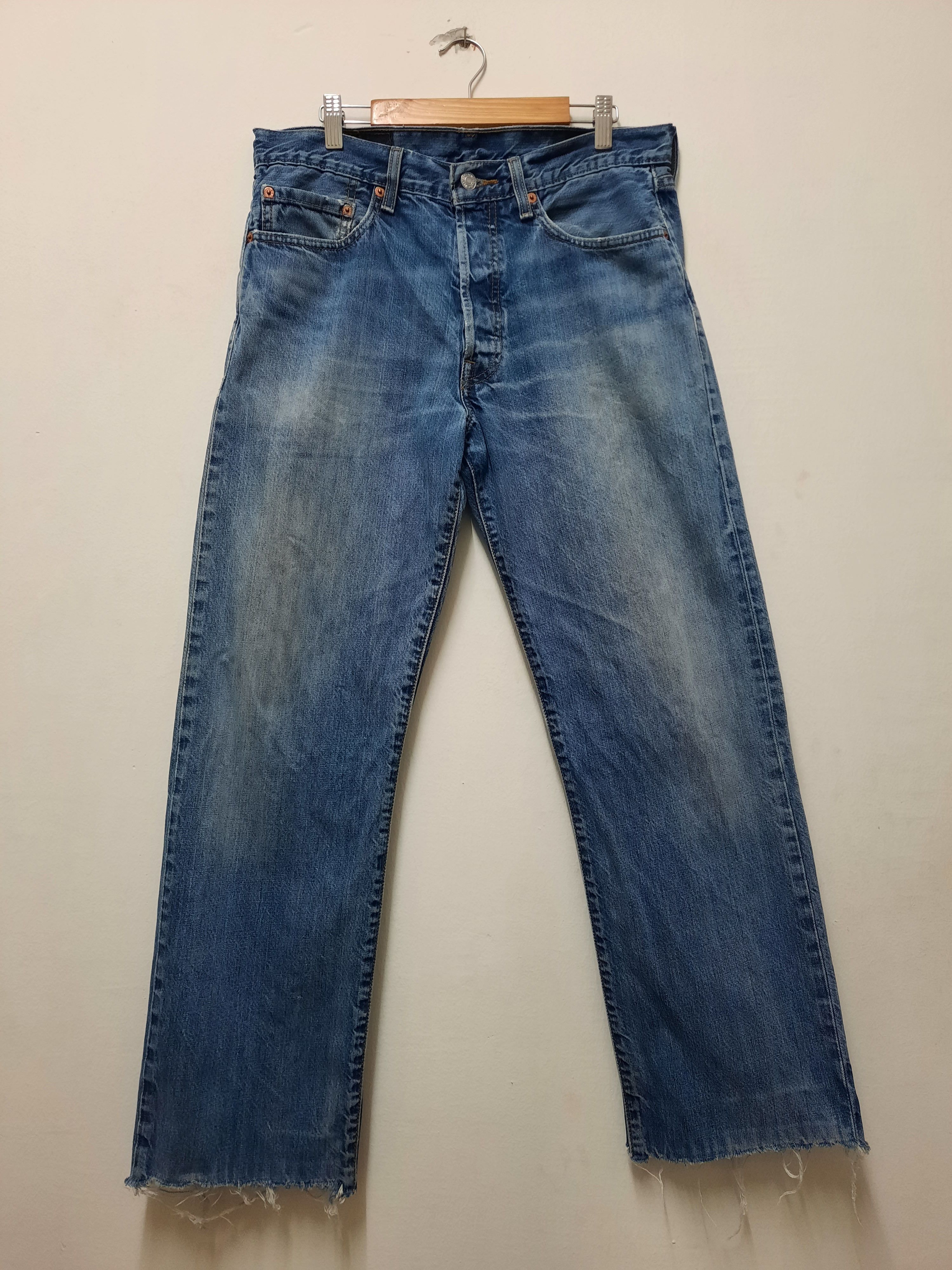 Levi's × Vintage JEANS LEVI'S 501 VINTAGE DISTRESSED CROPPED Size US 32 / EU 48 - 1 Thumbnail