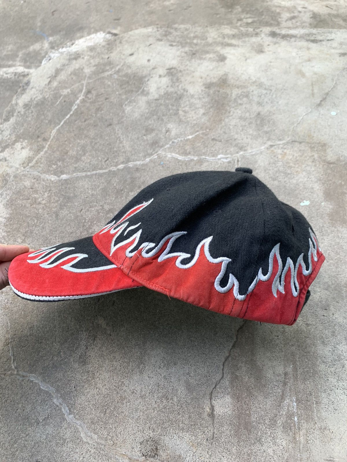 Japanese Brand Vintage Original Chillouts Head Gear y2k Inferno flames Cap Size ONE SIZE - 10 Thumbnail