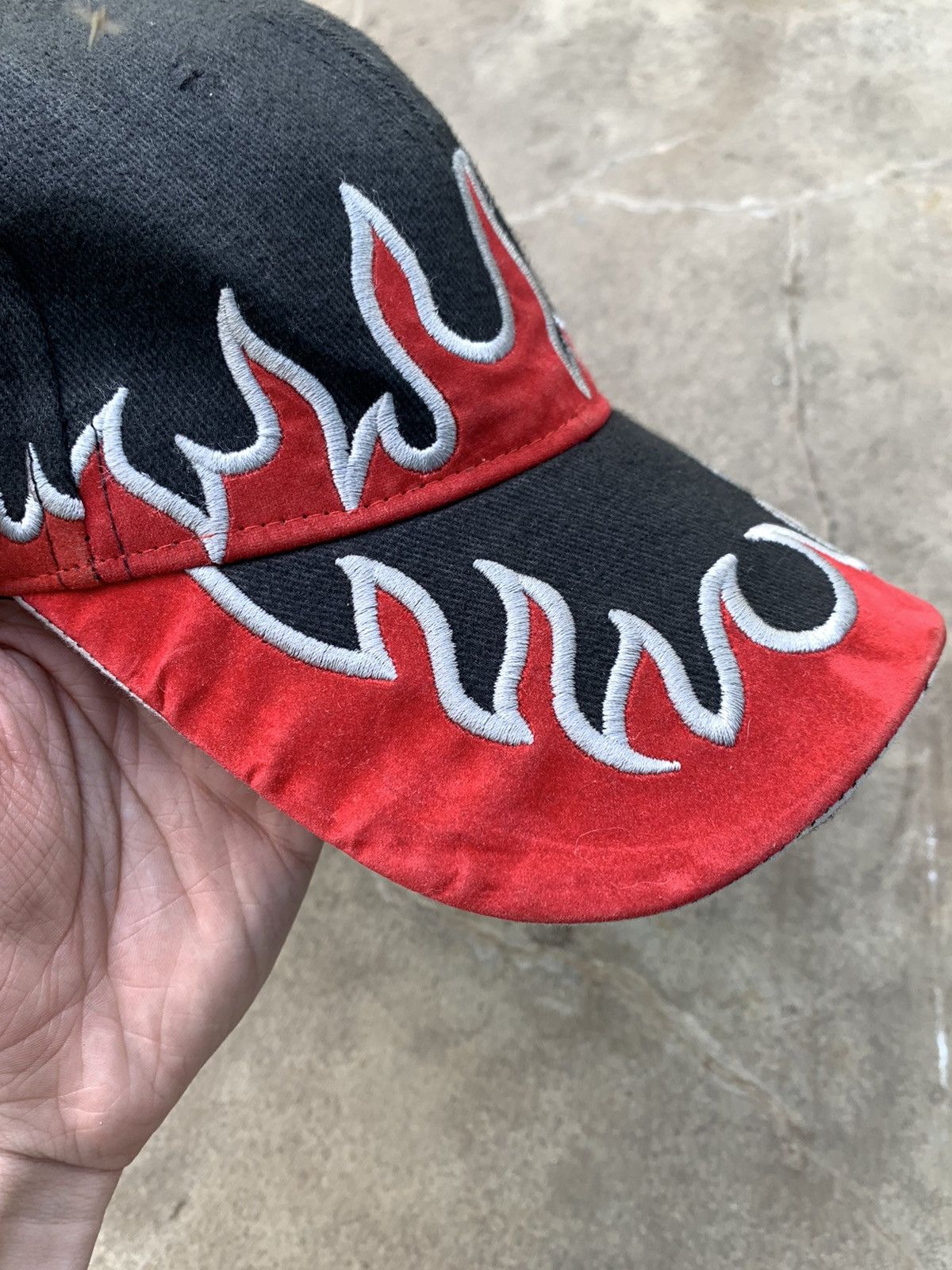 Japanese Brand Vintage Original Chillouts Head Gear y2k Inferno flames Cap Size ONE SIZE - 4 Thumbnail
