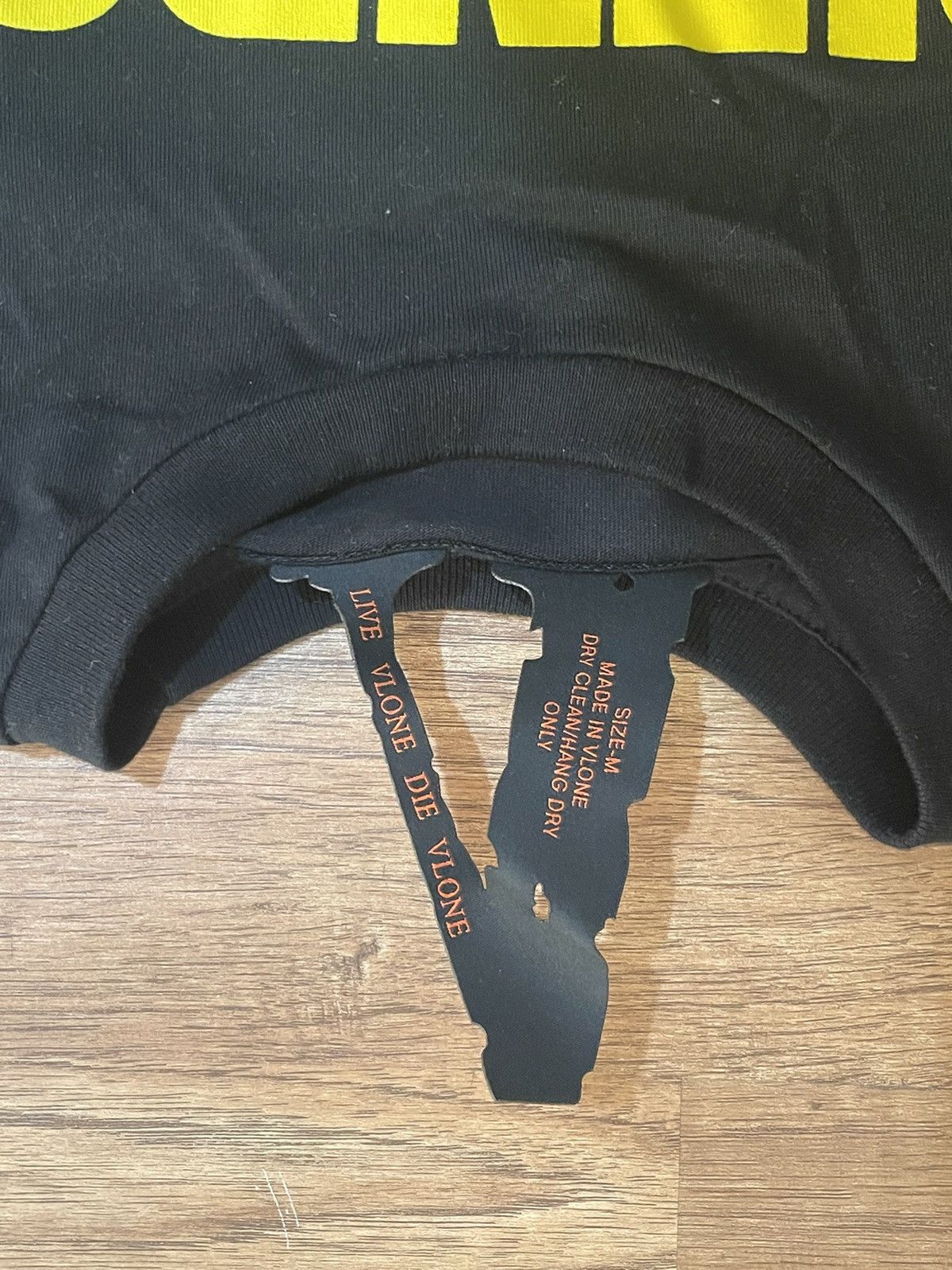 Vlone Vlone Friends Tee Black and Yellow Size US M / EU 48-50 / 2 - 3 Thumbnail