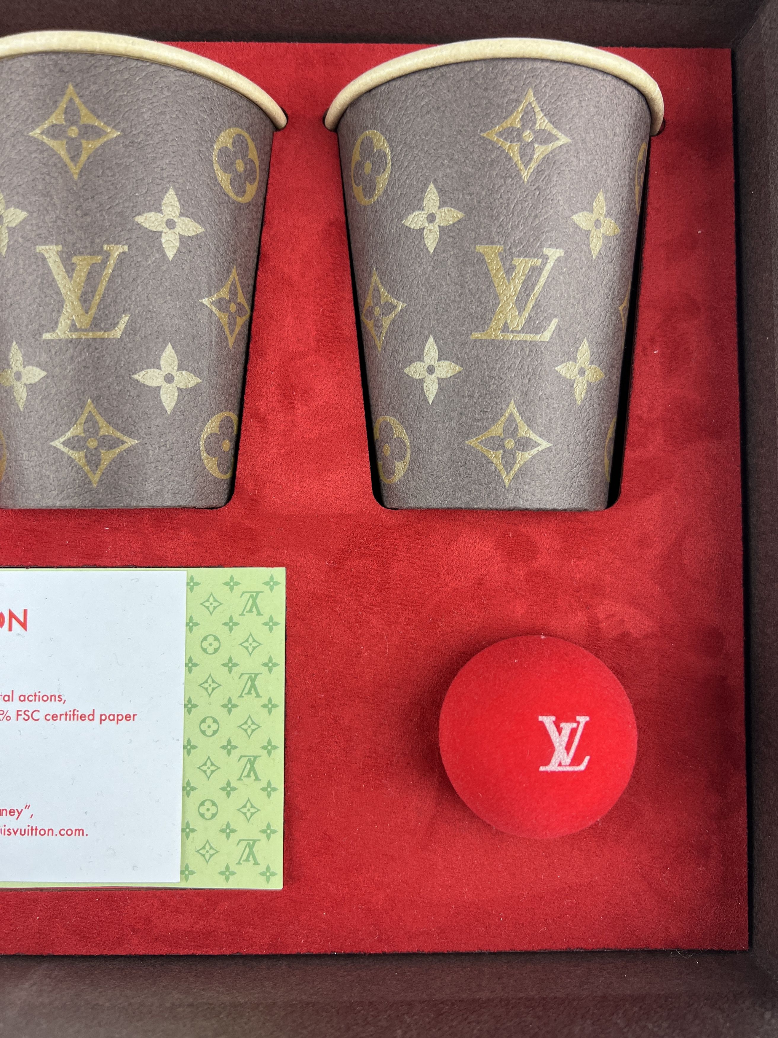 Louis Vuitton Louis Vuitton SS22 Show Invitation Beer Pong Cup & Ball Game Size ONE SIZE - 7 Thumbnail
