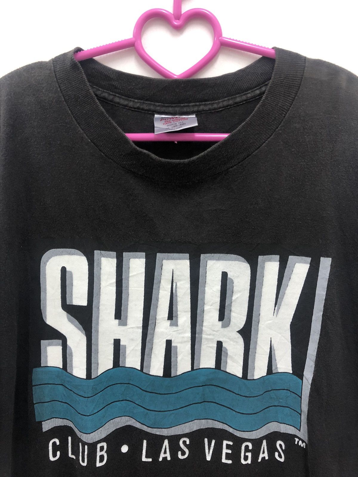 Vintage Rare 90s Vintage SHARK Club Las Vegas Shirt Size US XL / EU 56 / 4 - 2 Thumbnail