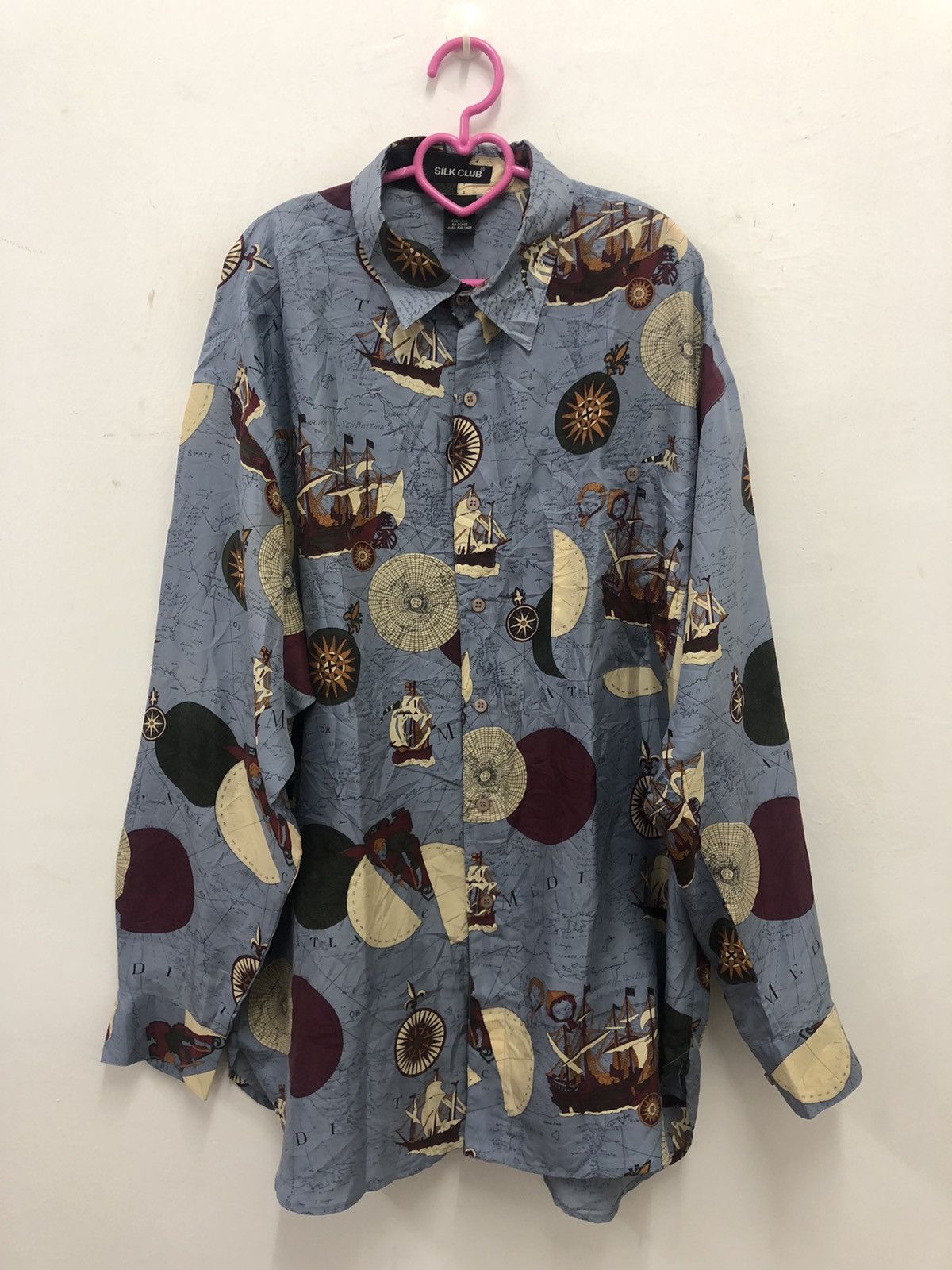 image of Vintage Silk Club Full All Over Print Royalty Baroque Shirt, Men's (Size Large)