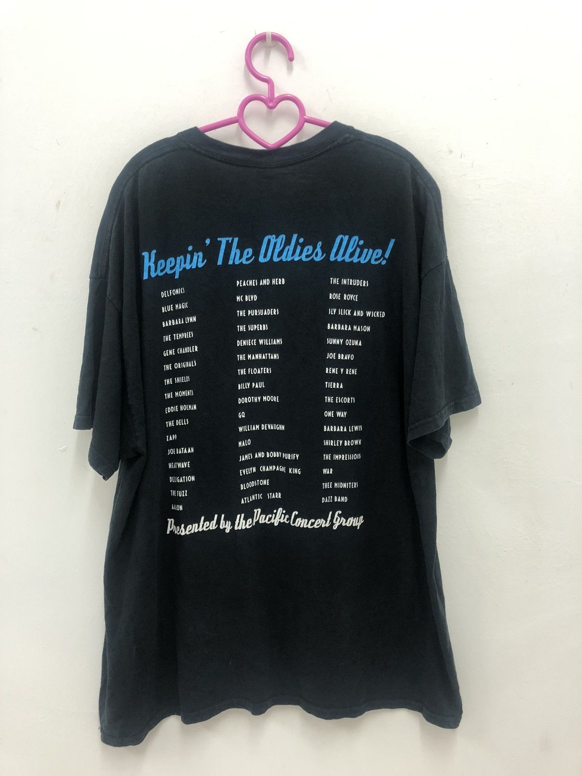 Band Tees Rare Vintage OLDIES FOREVER Keeping The Oldies Alive Shirt Size US XL / EU 56 / 4 - 4 Thumbnail