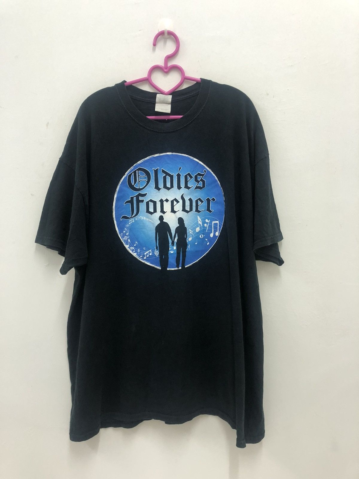 Band Tees Rare Vintage OLDIES FOREVER Keeping The Oldies Alive Shirt Size US XL / EU 56 / 4 - 1 Thumbnail