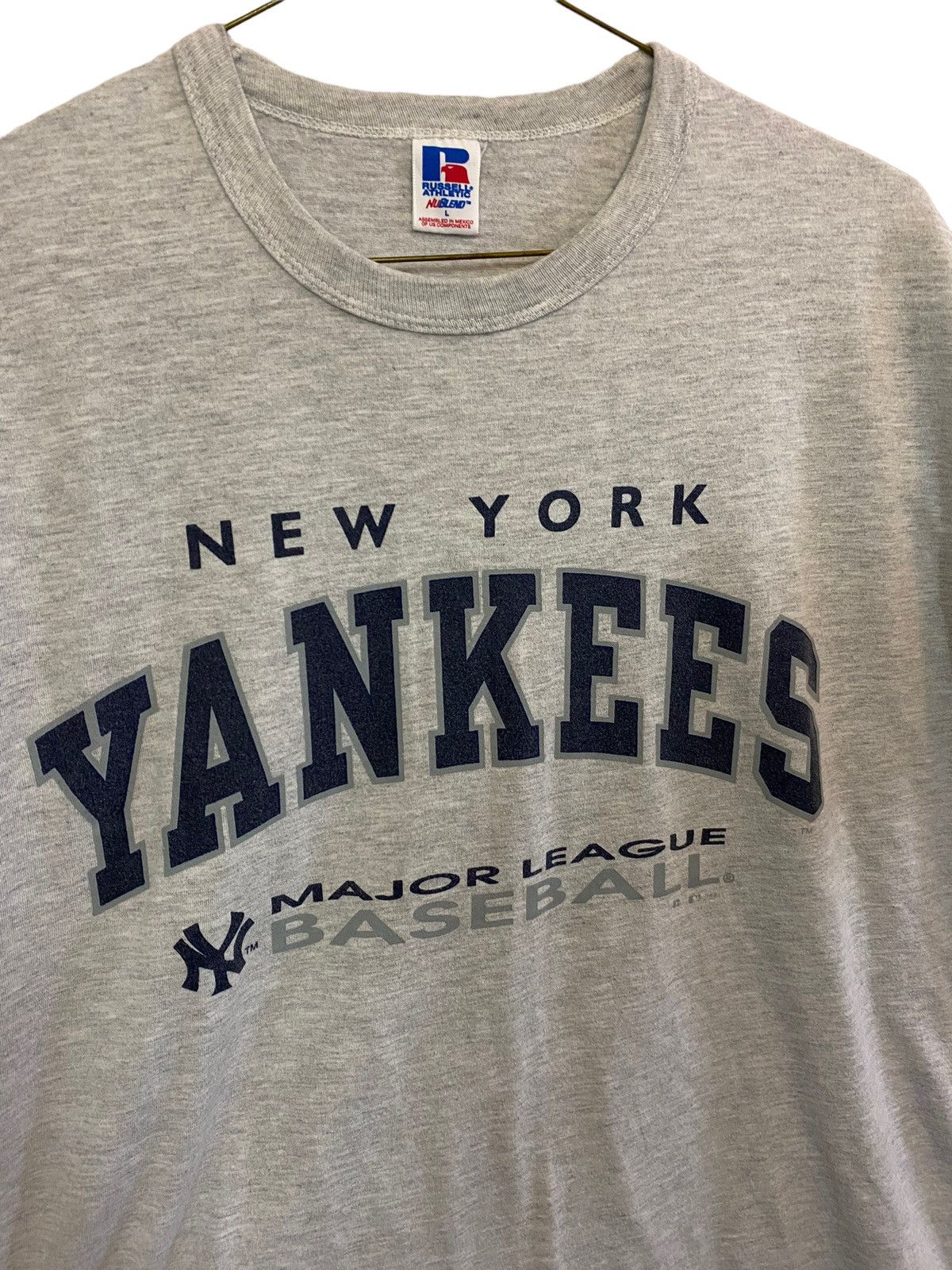 New York Yankees Vintage 2000s New York Yankees MLB Baseball Russell Shirt Size US L / EU 52-54 / 3 - 3 Thumbnail