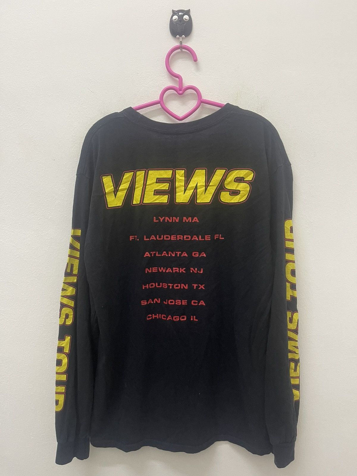 Rare VIEWS Tour Tee