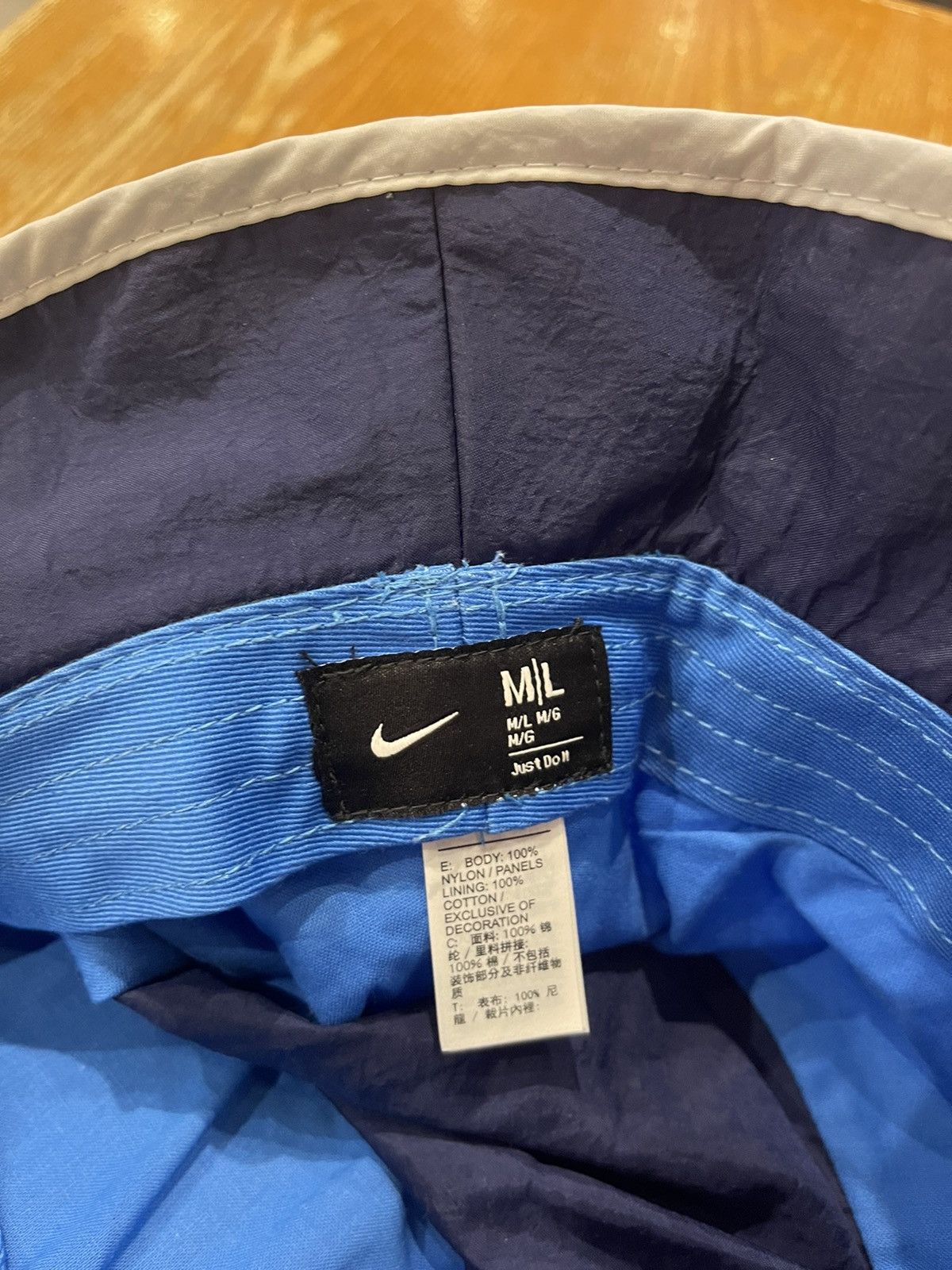Nike Rare NIKE Swoosh Spell Out Big Logo Bucket Hat Size ONE SIZE - 6 Thumbnail