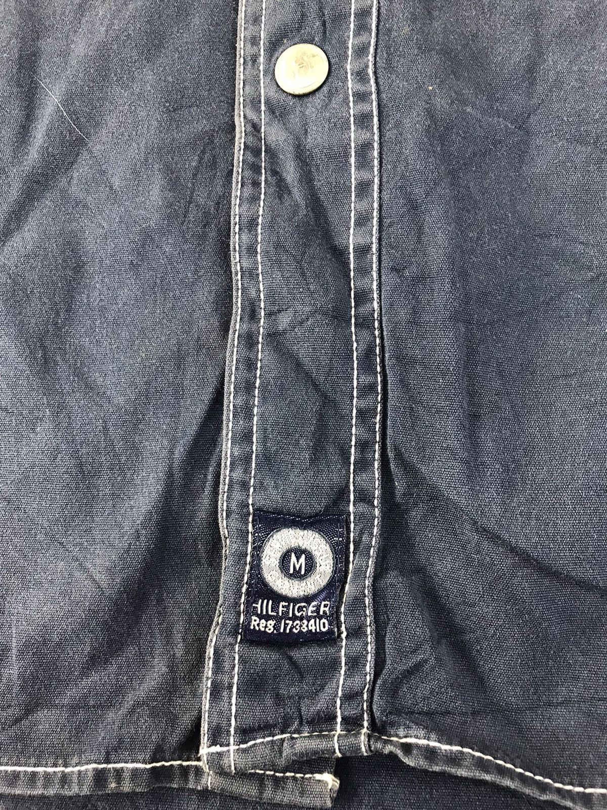 Tommy Hilfiger × Vintage Tommy Hilfiger Khakis Button Up Shirt Classic Fashion Size US M / EU 48-50 / 2 - 9 Thumbnail