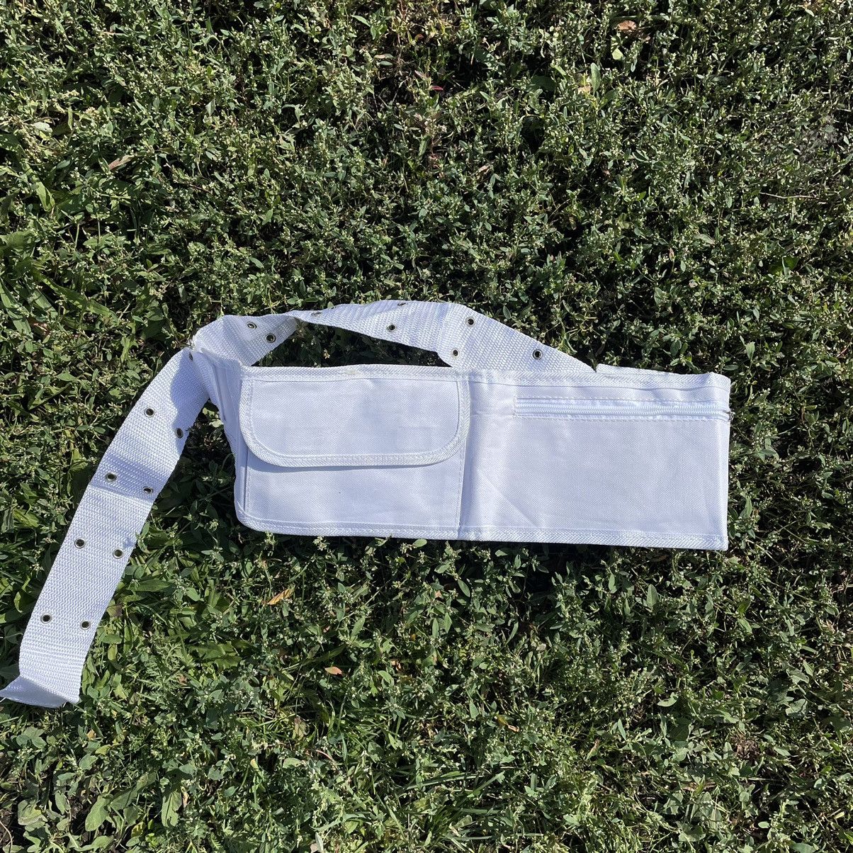 Vintage Vintage Y2K White Cotton Crossbody Bag Multiple Pockets OS Size ONE SIZE - 1 Thumbnail