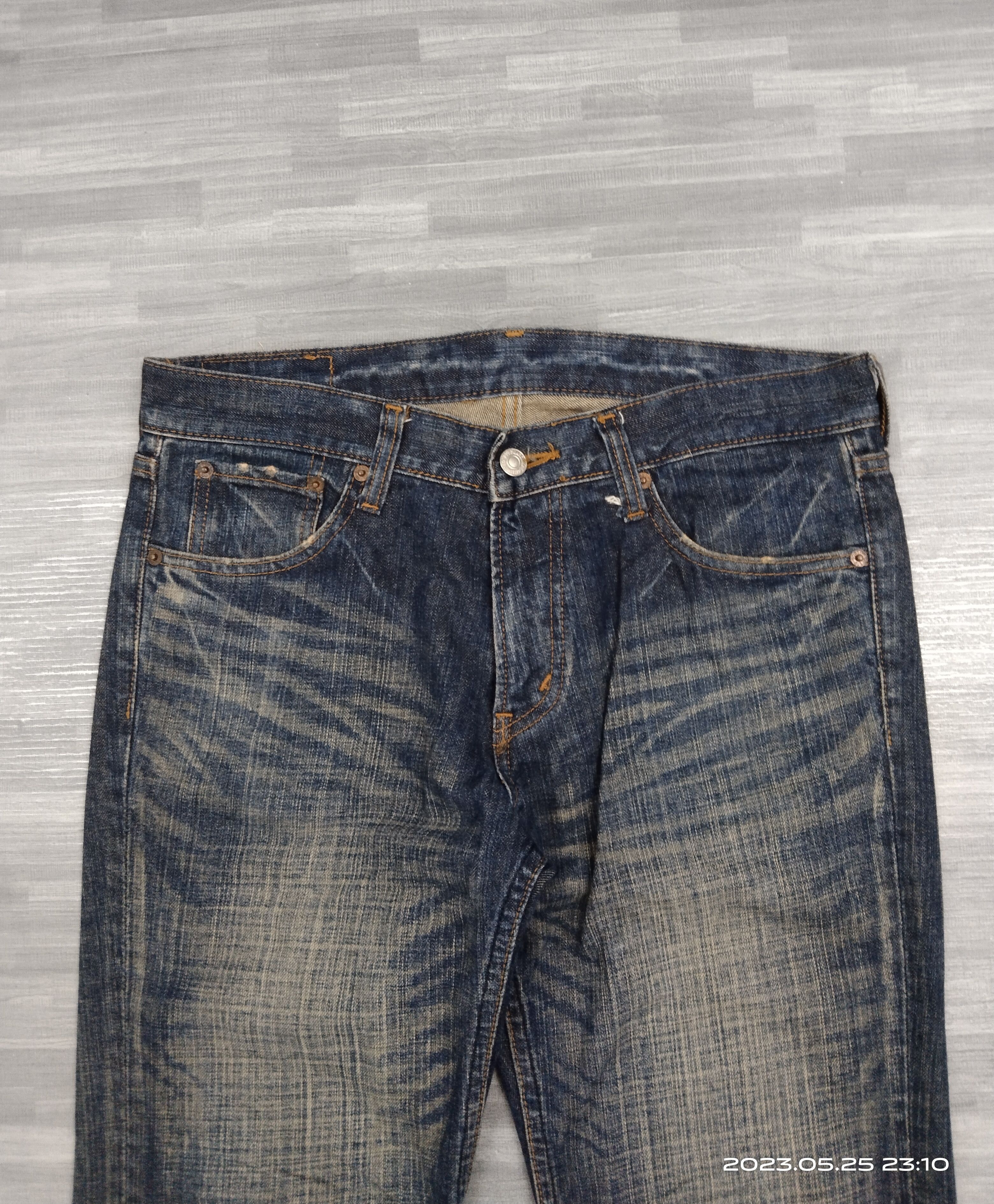 Japanese Brand FLARE SICK CRACKWASH BOBSON DENIM PANTS Size US 30 / EU 46 - 4 Thumbnail