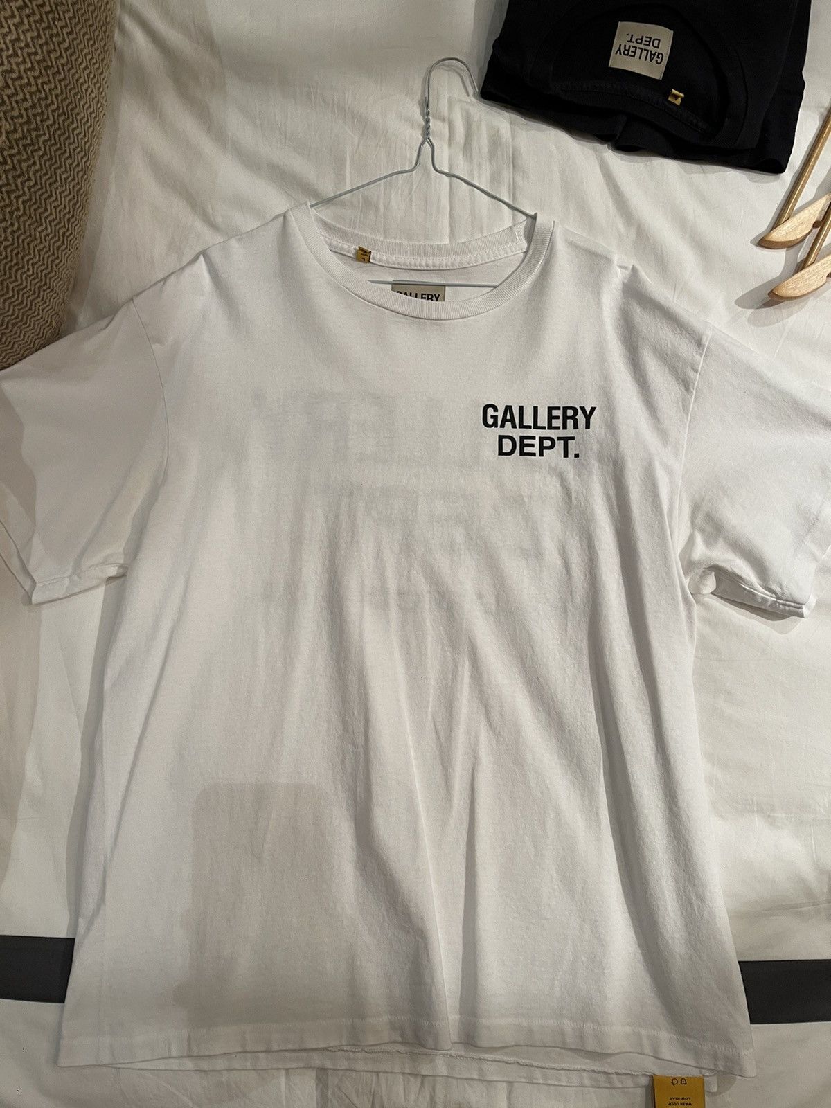 Gallery Dept. Gallery Dept. ‘Hollywood’ Exclusive white T-Shirt Size US L / EU 52-54 / 3 - 1 Thumbnail